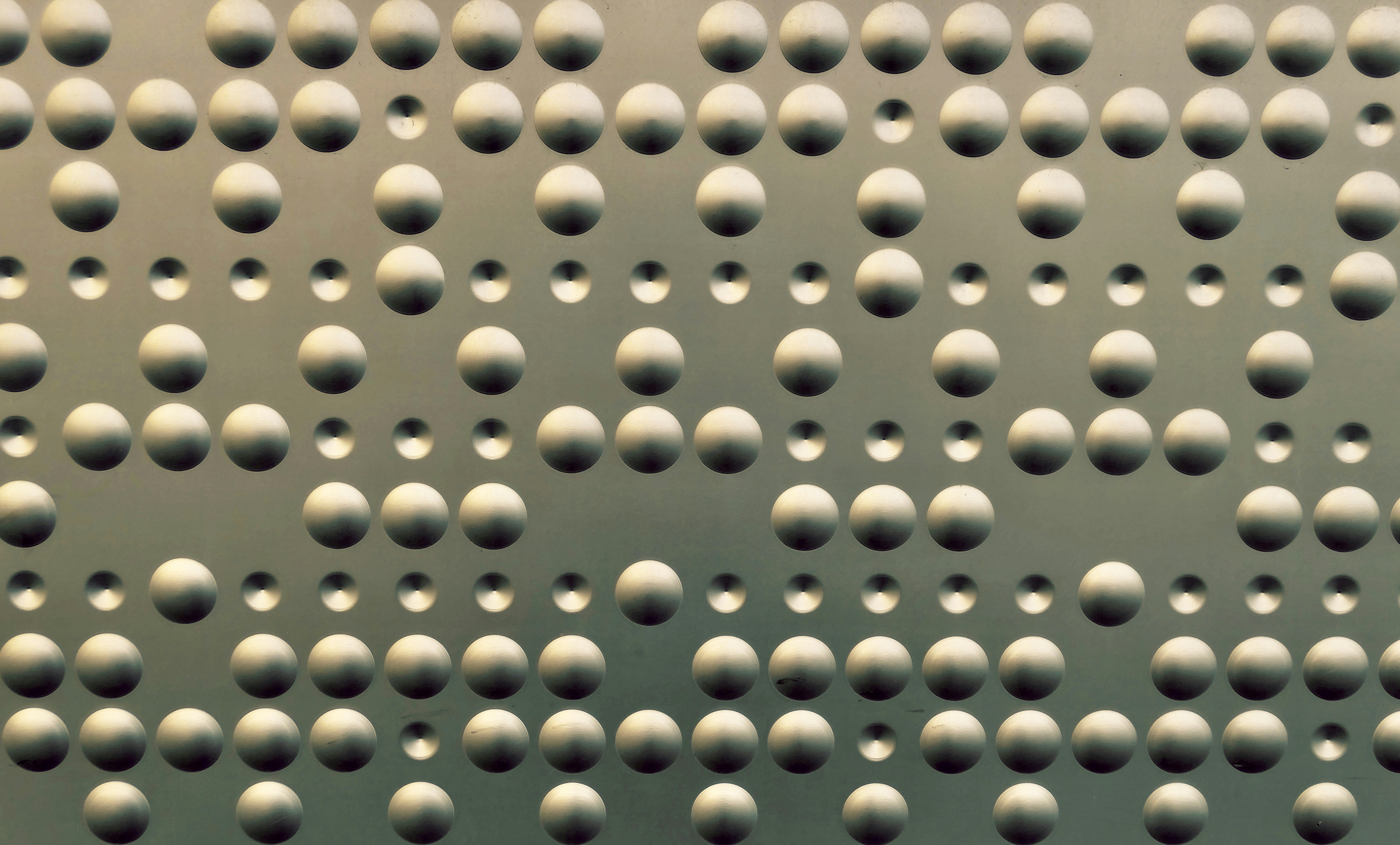 Zeta Multi-line Braille Display
