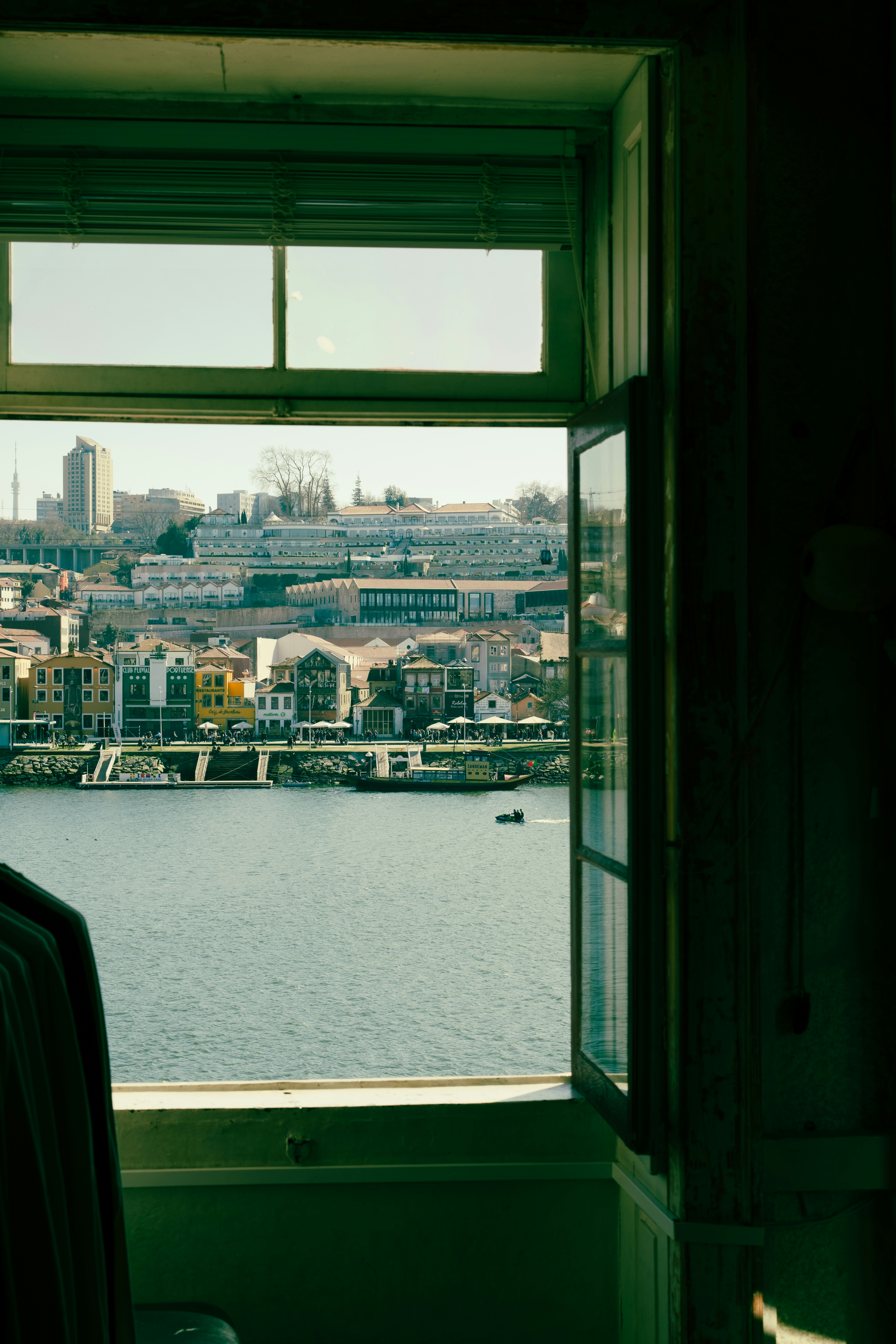 Photo by burcinergunt