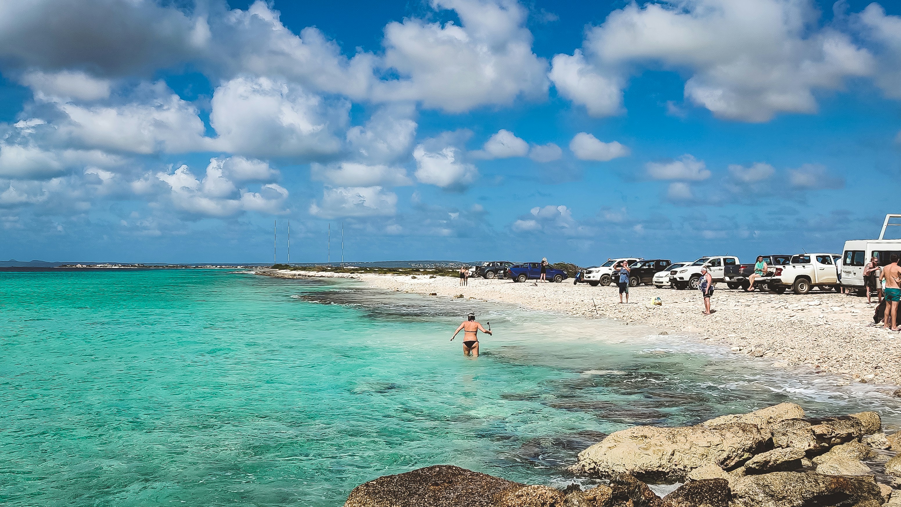 Stay online in the Bonaire with a prepaid eSIM from eSIMlii. Instant activation, no roaming charges, and reliable coverage.