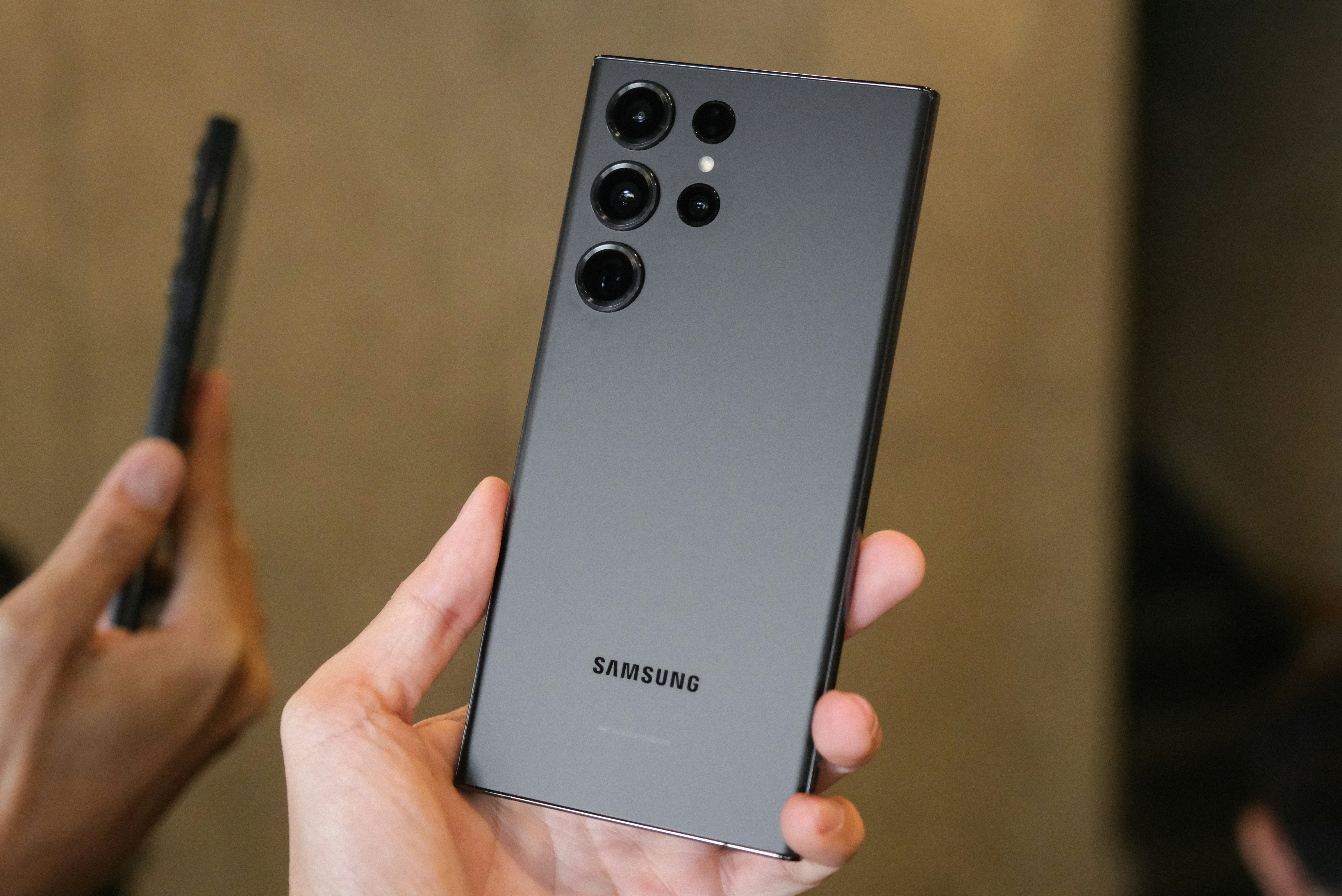 Samsung Galaxy смартфон