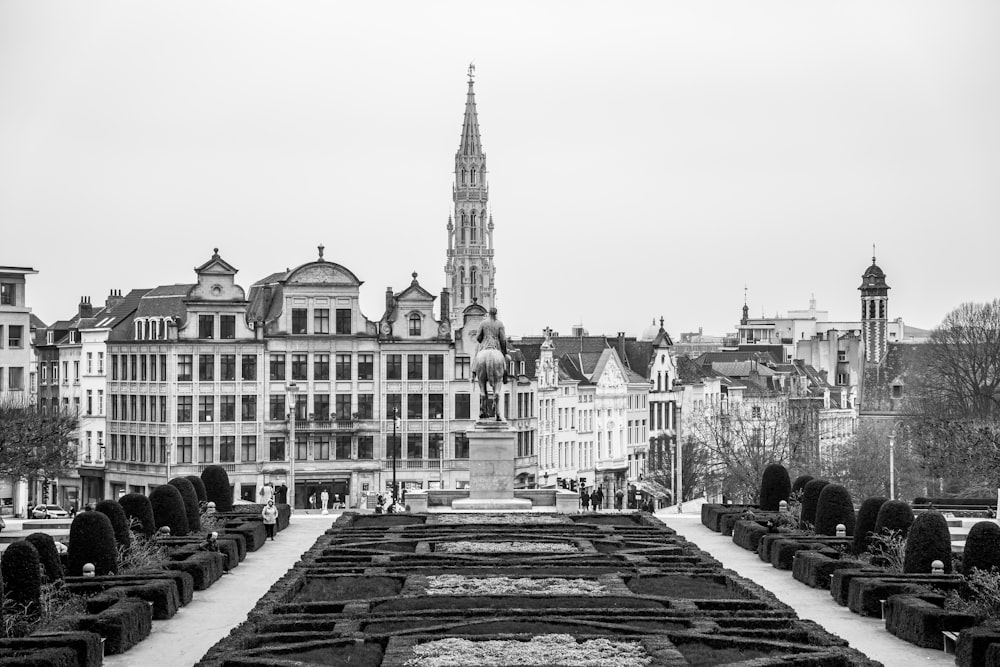 a black and white photo of a city