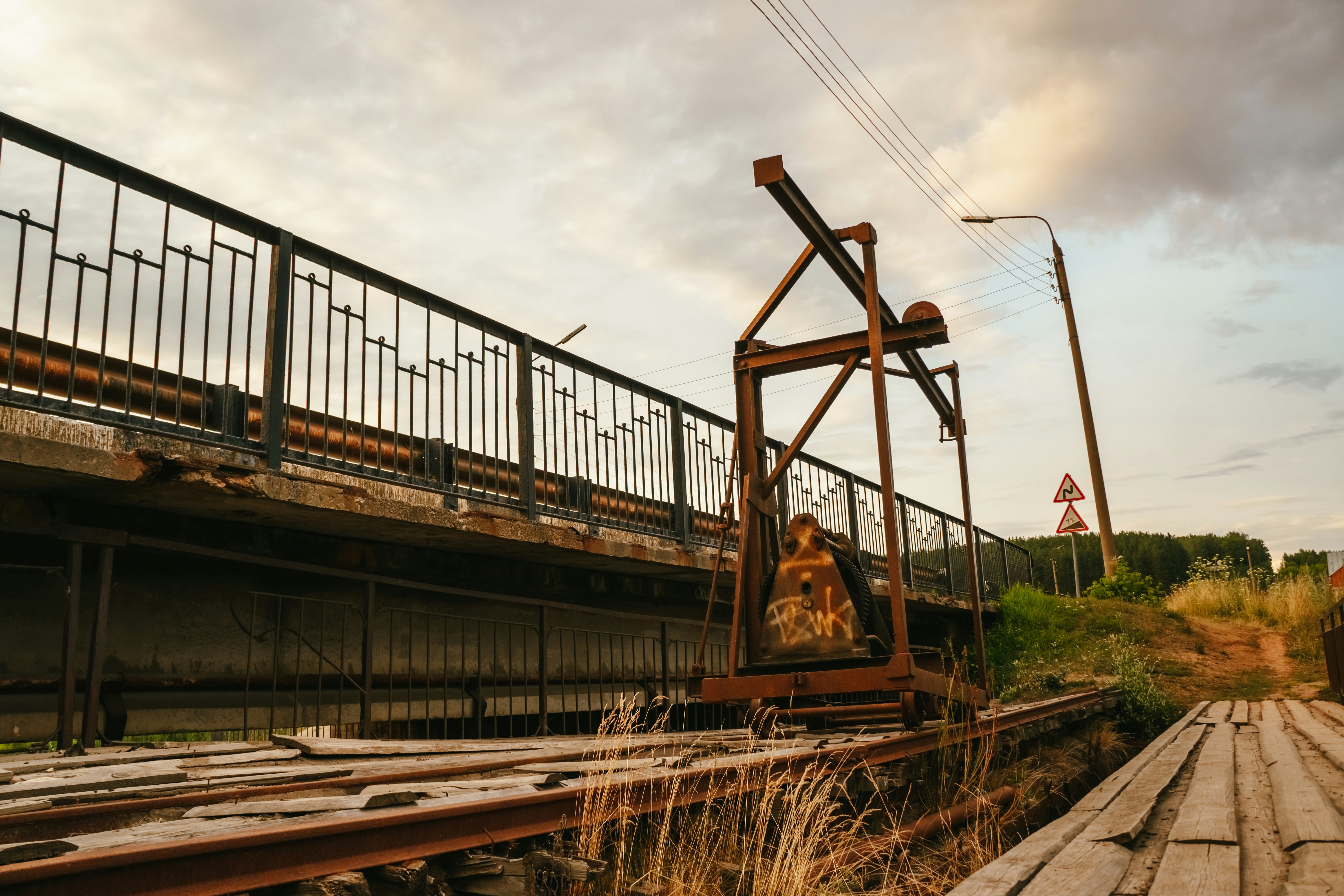 Photo by igorharrier