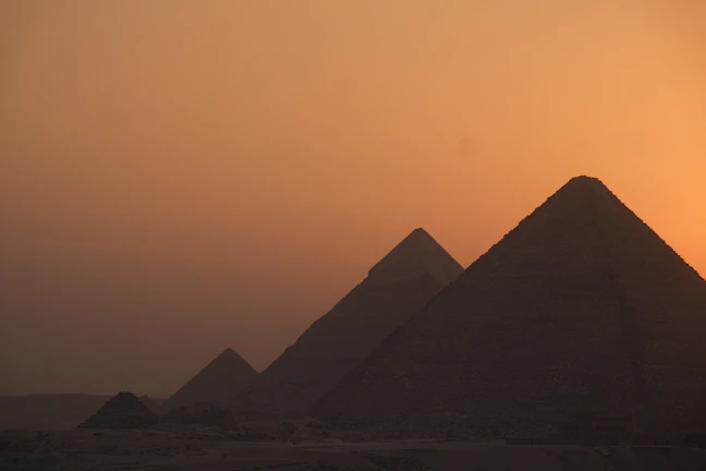 Luxury 11-Day Egypt Travel Itinerary: Pyramids & Red Sea