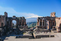 Best Romantic Dinner Spots in Taormina for a Night to Remember