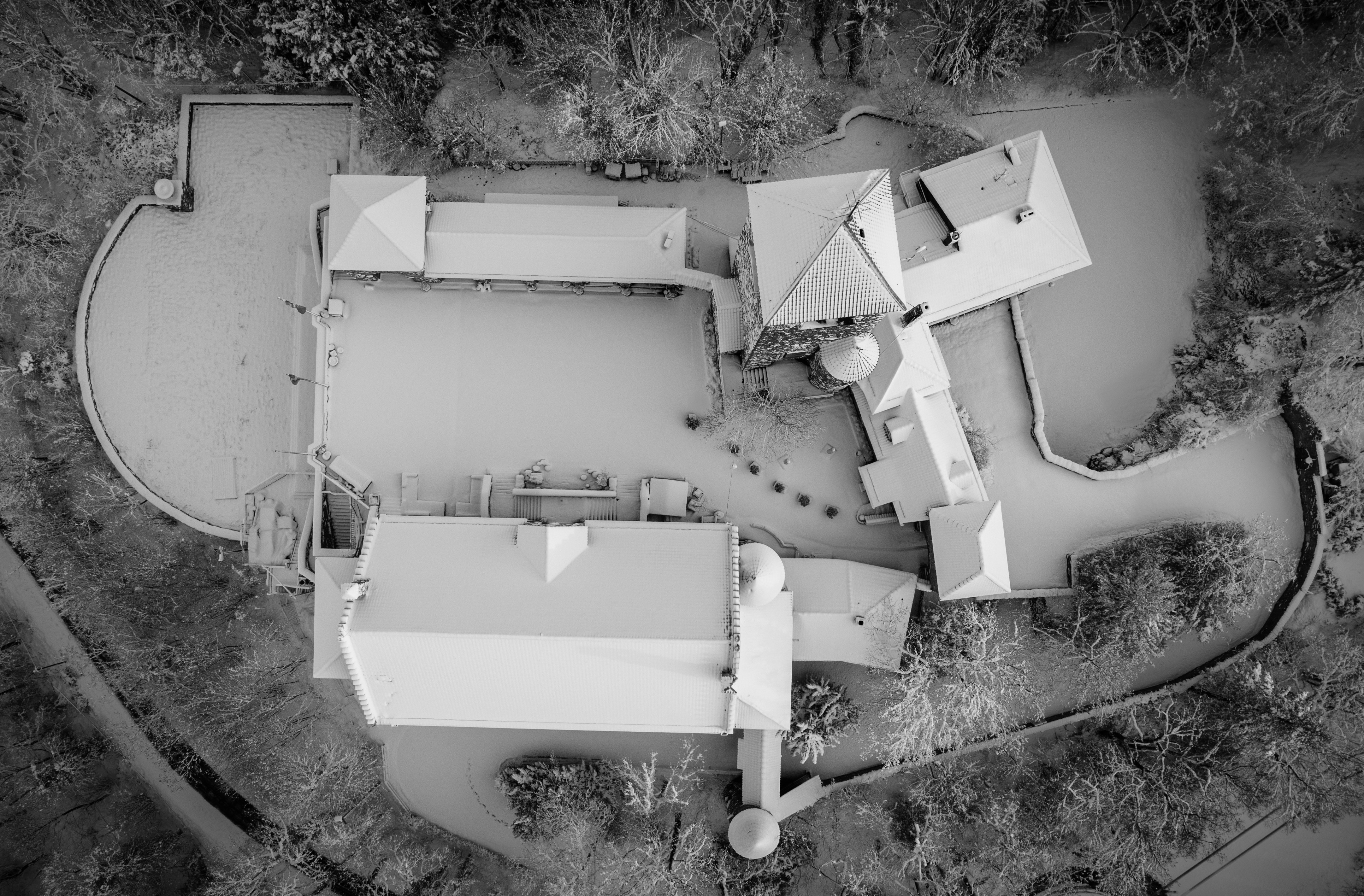 Aerial view of residential property