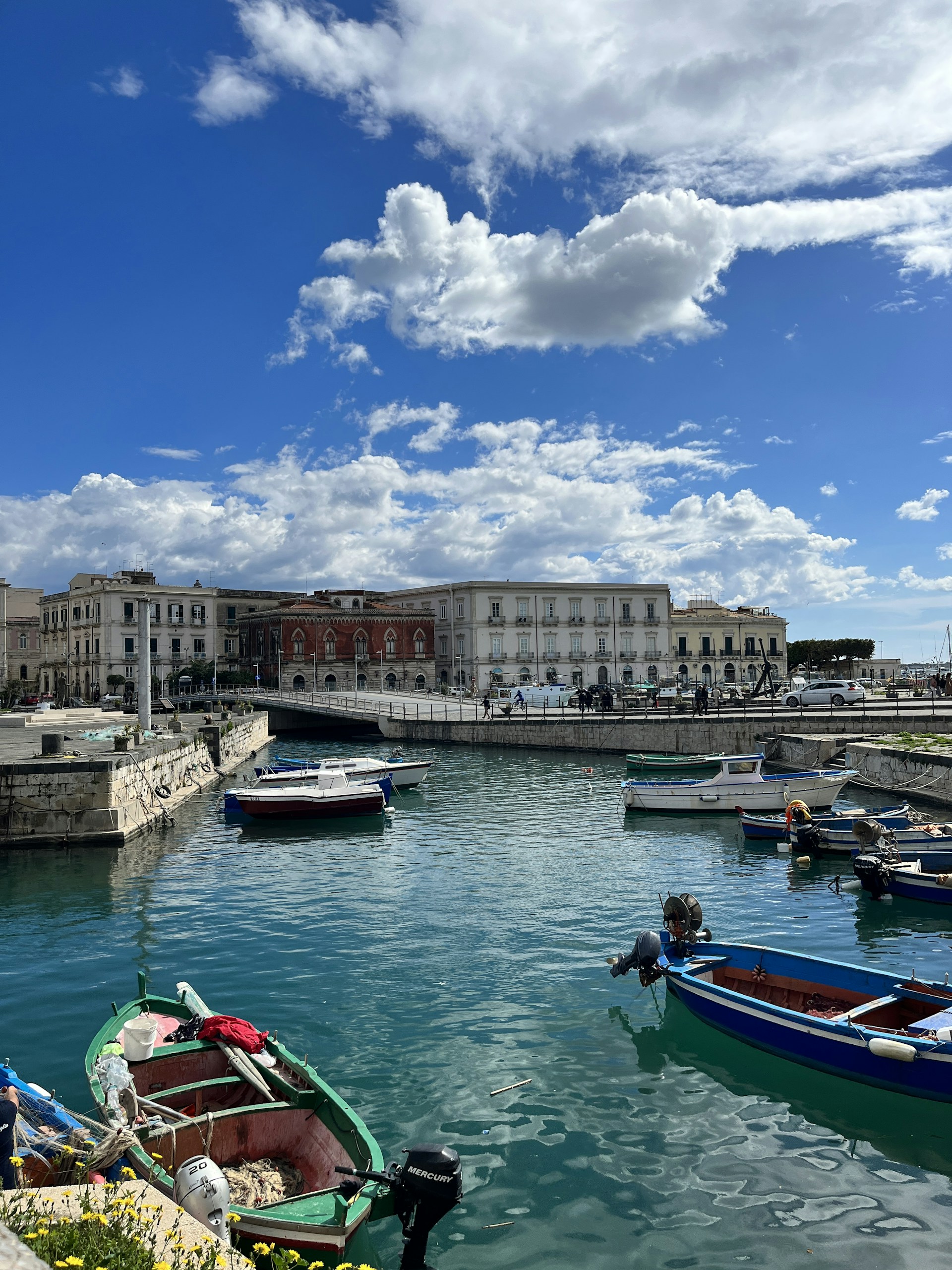 a bunch of boats that are sitting in the water