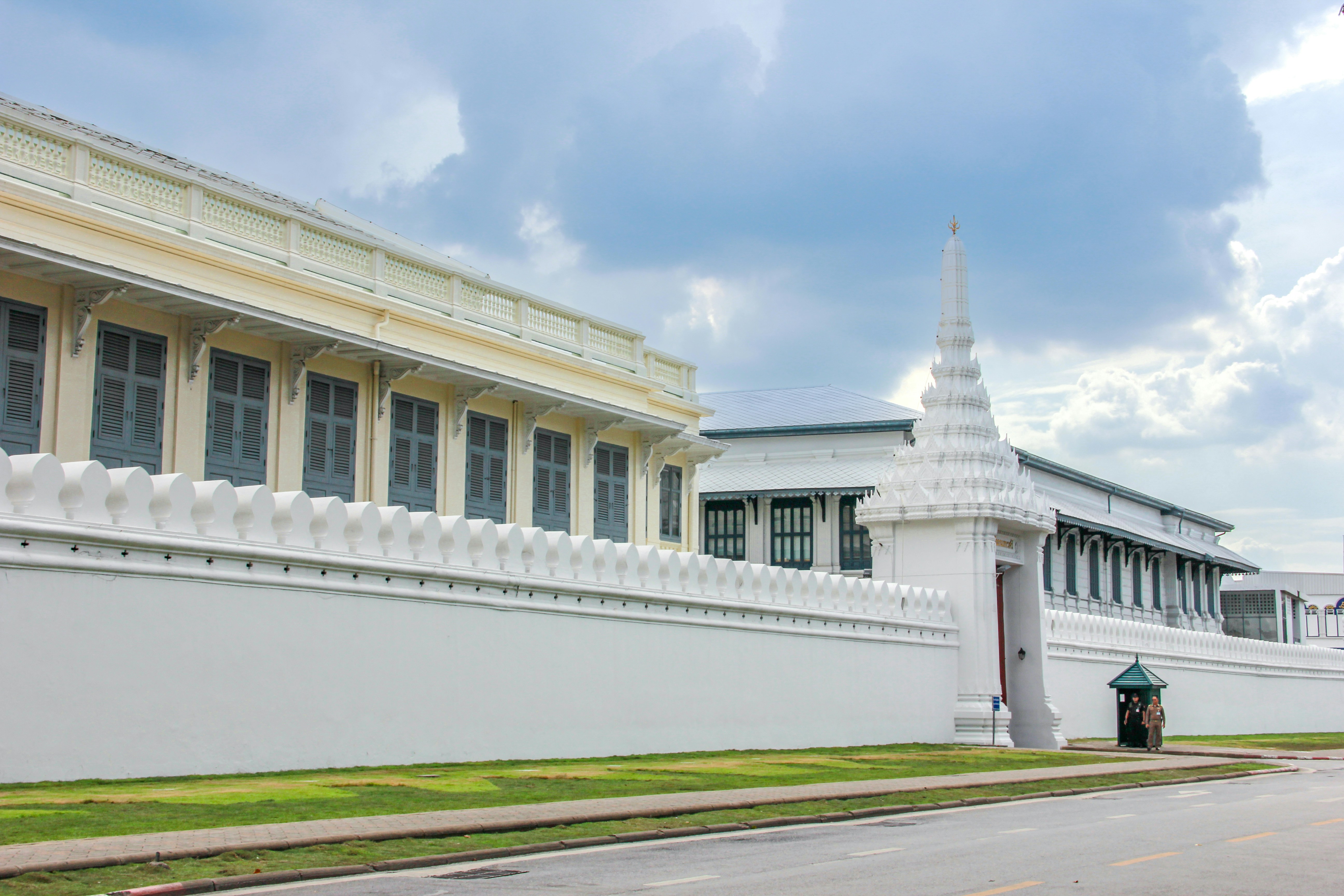 Thai temple wall