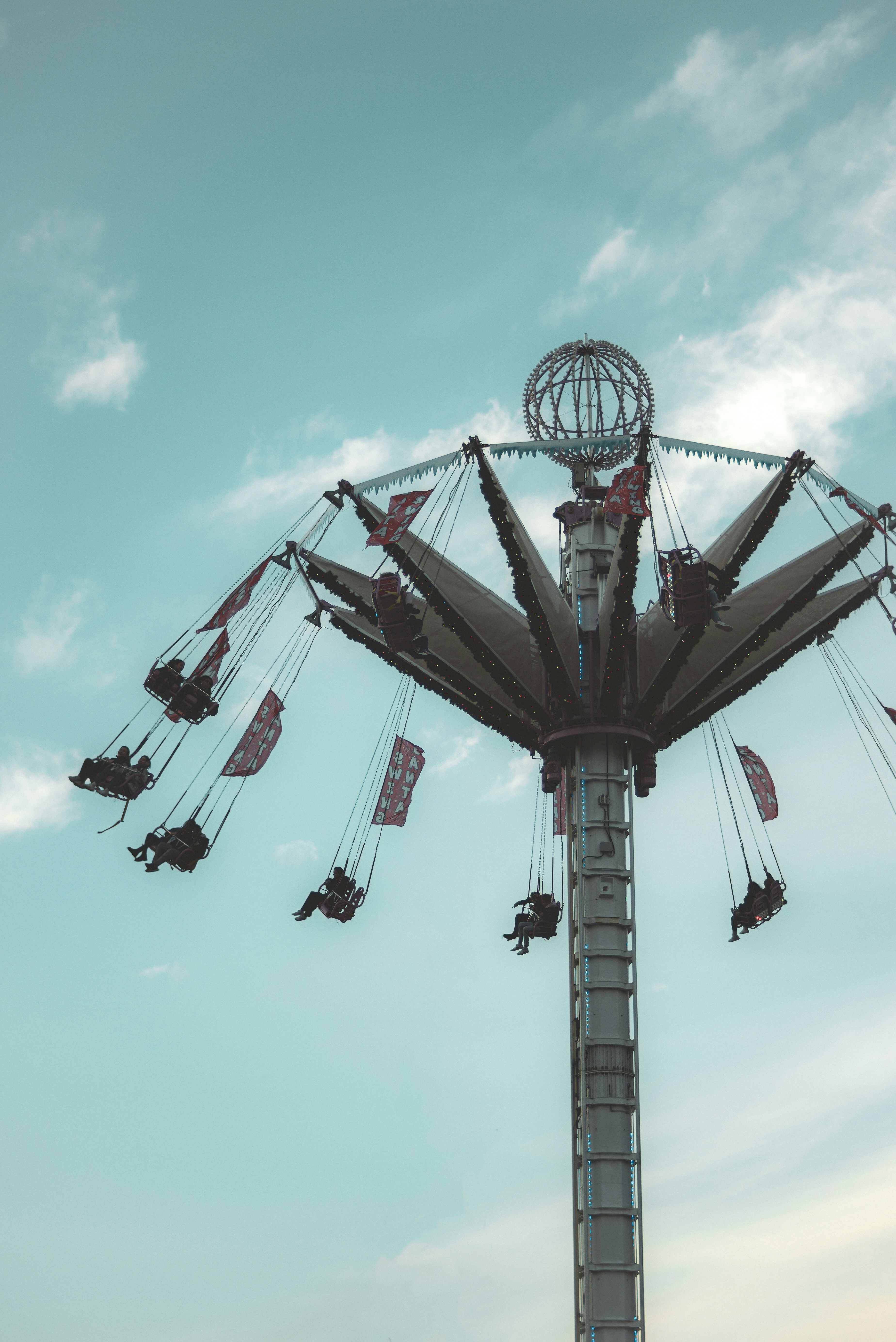 Photo by valentinlacoste