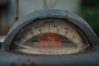 a close up of a parking meter with time remaining