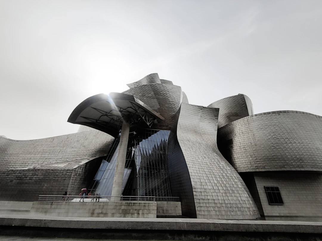 Bilbao 3-Day Luxury Itinerary: Art & Fine Dining Guide