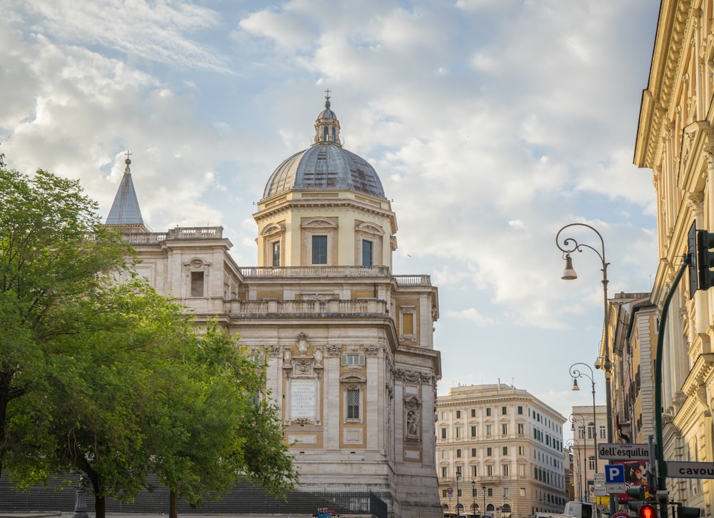 a large building with a dome on top of it