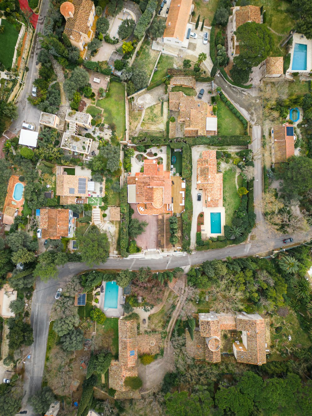 a bird's eye view of a residential area