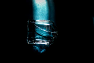Professional photo of the Be Clean degreaser bottle with dynamic lighting and subtle 3D effect.