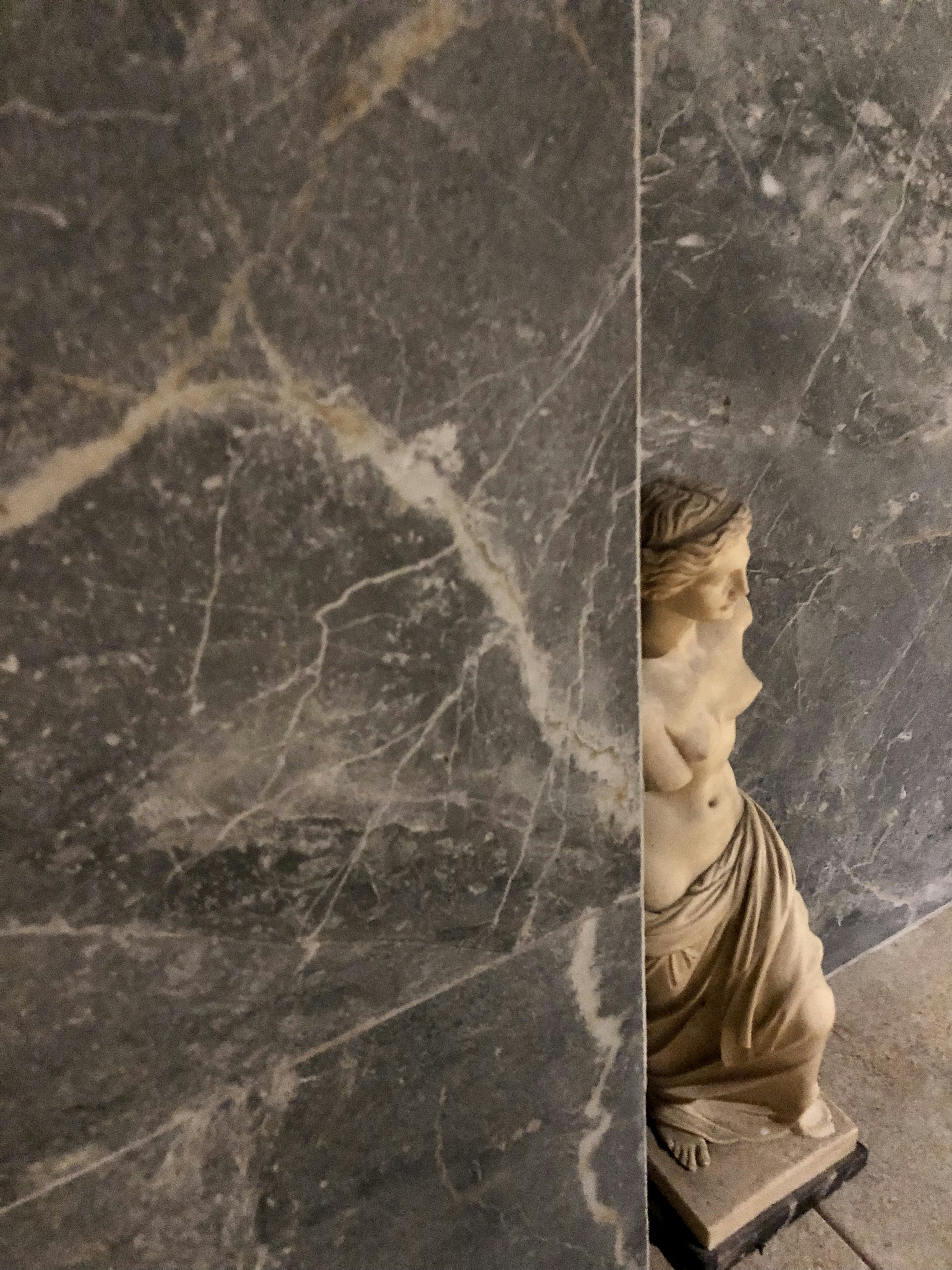 photo-1678496887178-0a70c9b632af?ixid=M3wxMjA3fDB8MXxzZWFyY2h8Mnx8Y29tbWVyY2lhbCUyMG1hcmJsZSUyMHJlc3RvcmF0aW9ufGVufDB8fHx8MTc0MzYyNDM2Mnww\u0026ixlib=rb-4.0.3