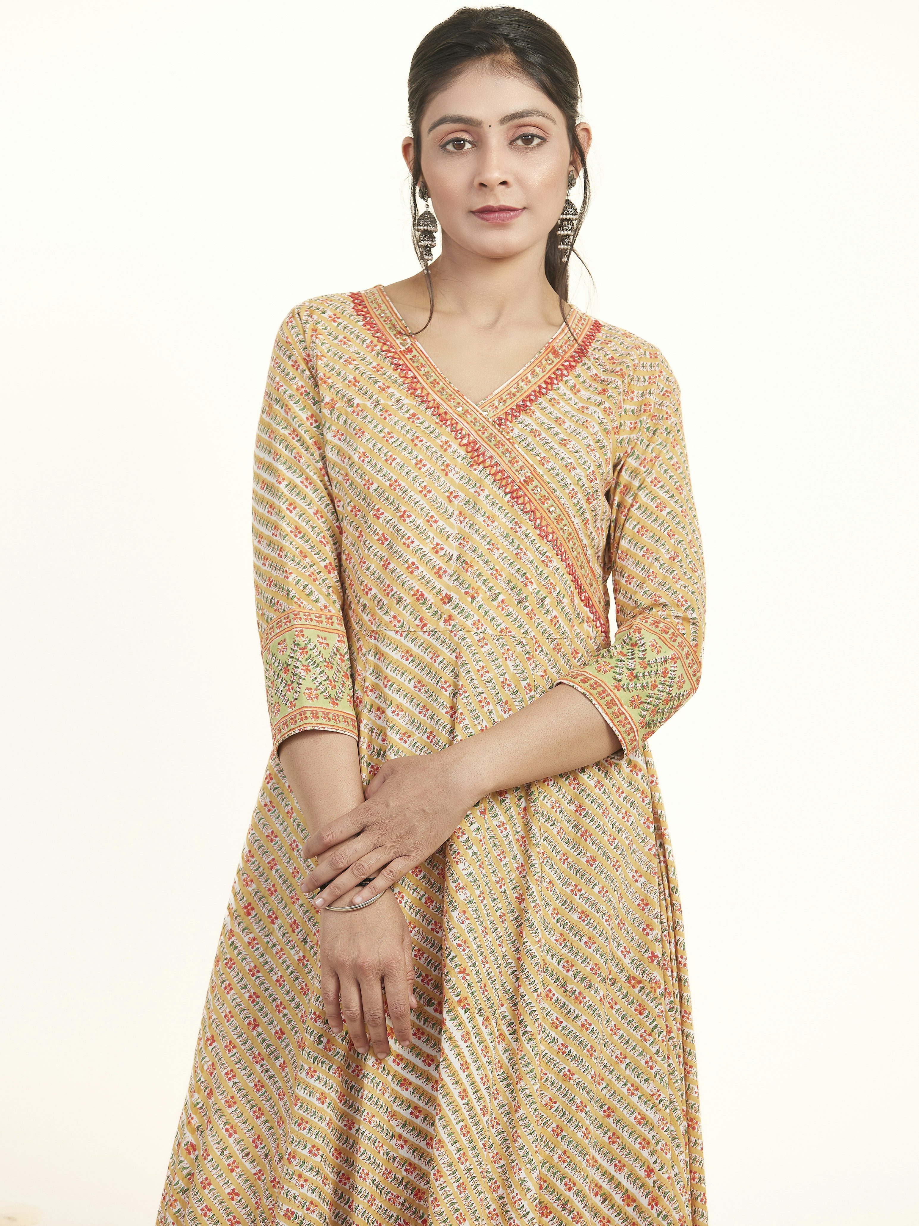 Elegant Handwoven Traditional Attire