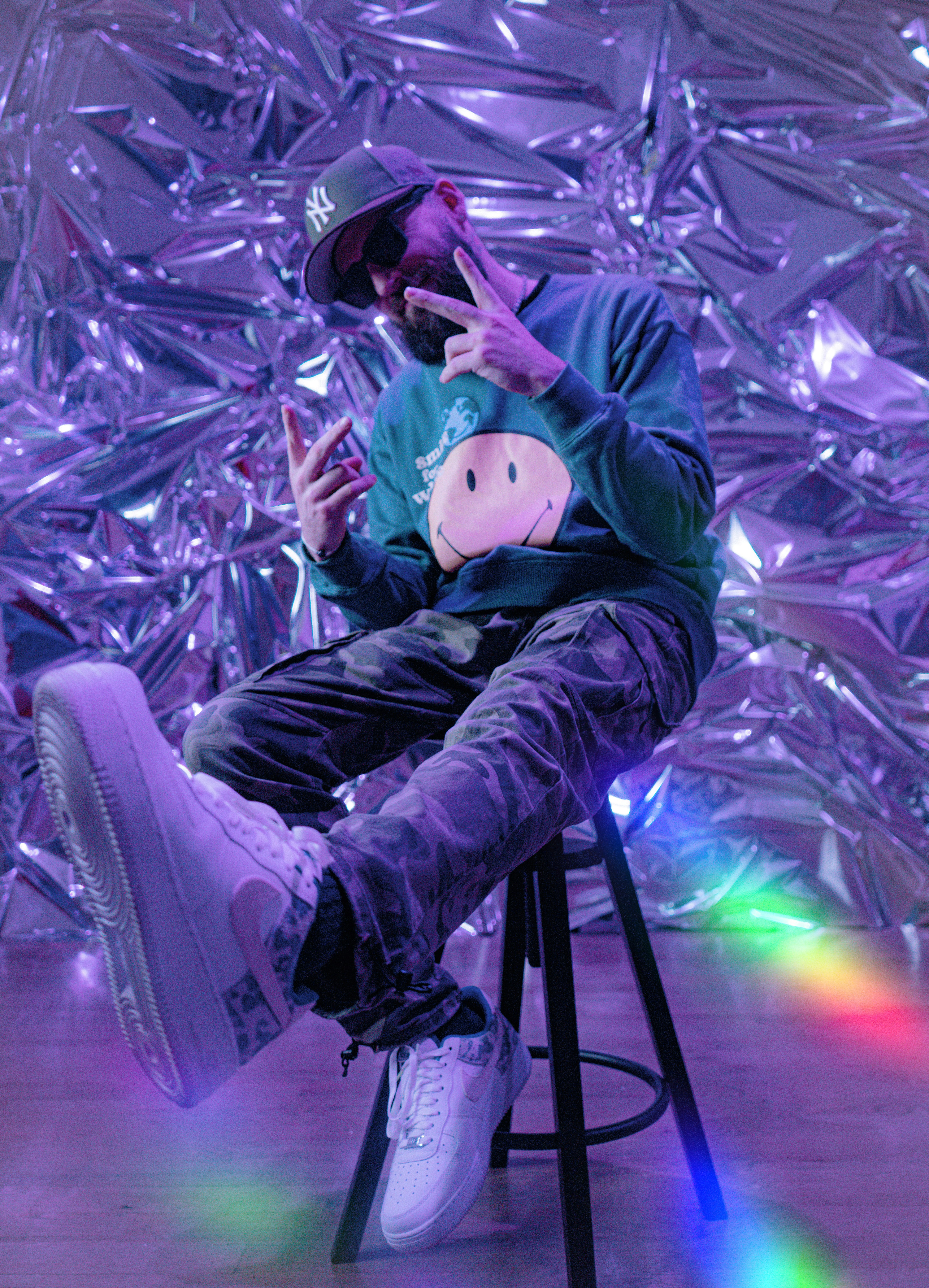 Instead of paying for Internet ads or TV commercials featuring celebrities, many firms are now using social media influencers to endorse products.