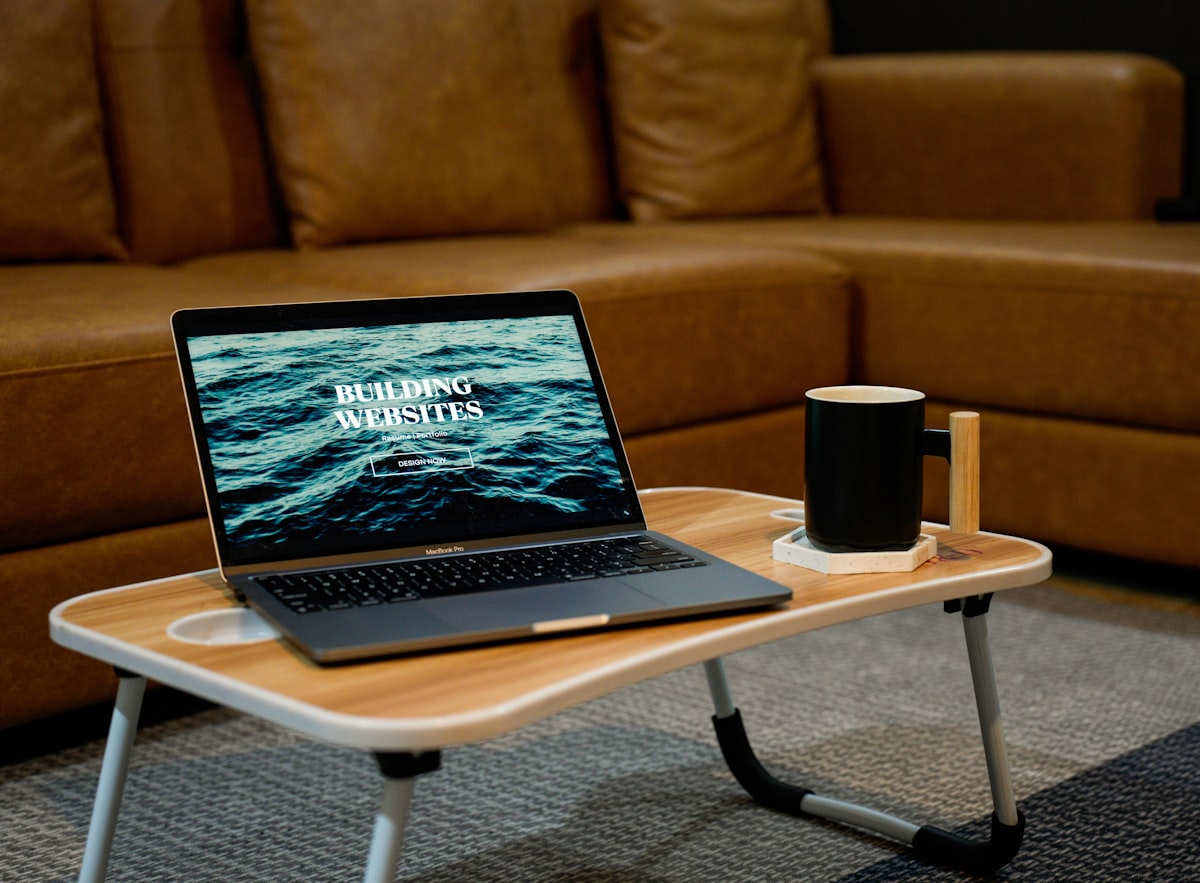 Building website backlinks and online reputation signals