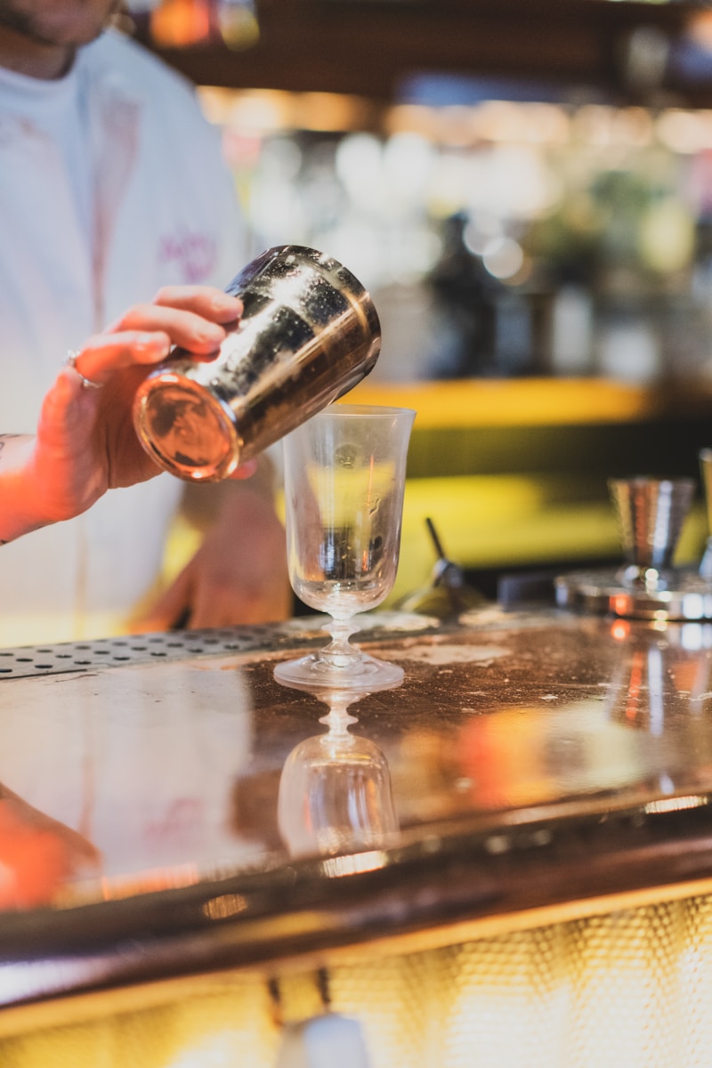 Barman / Barmaid
