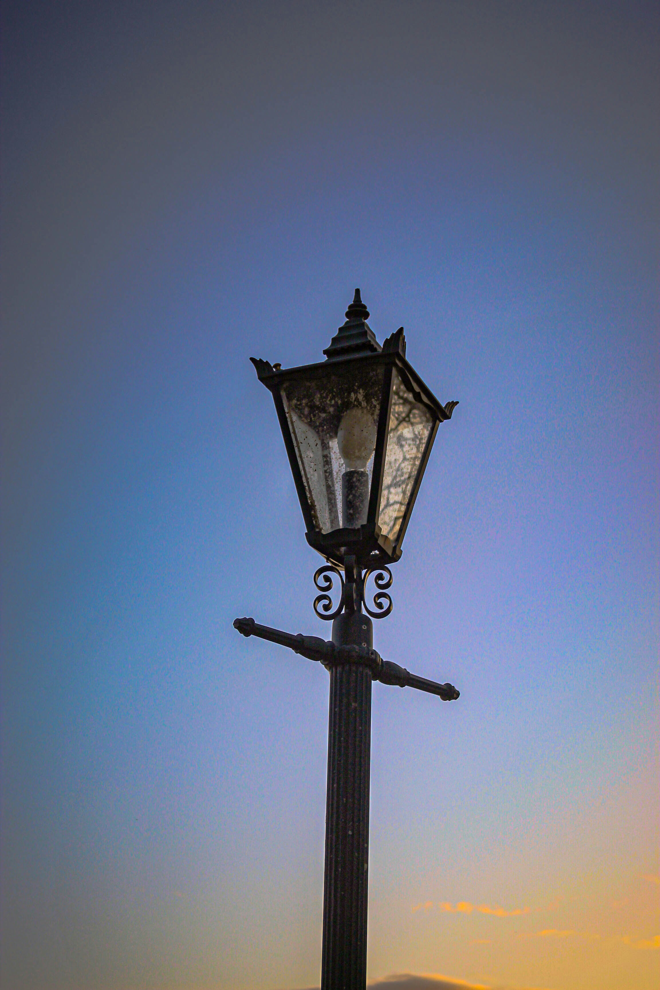 Ibasenice 2x Mini Straßenlaternen - 8,5cm Für Modelleisenbahnen