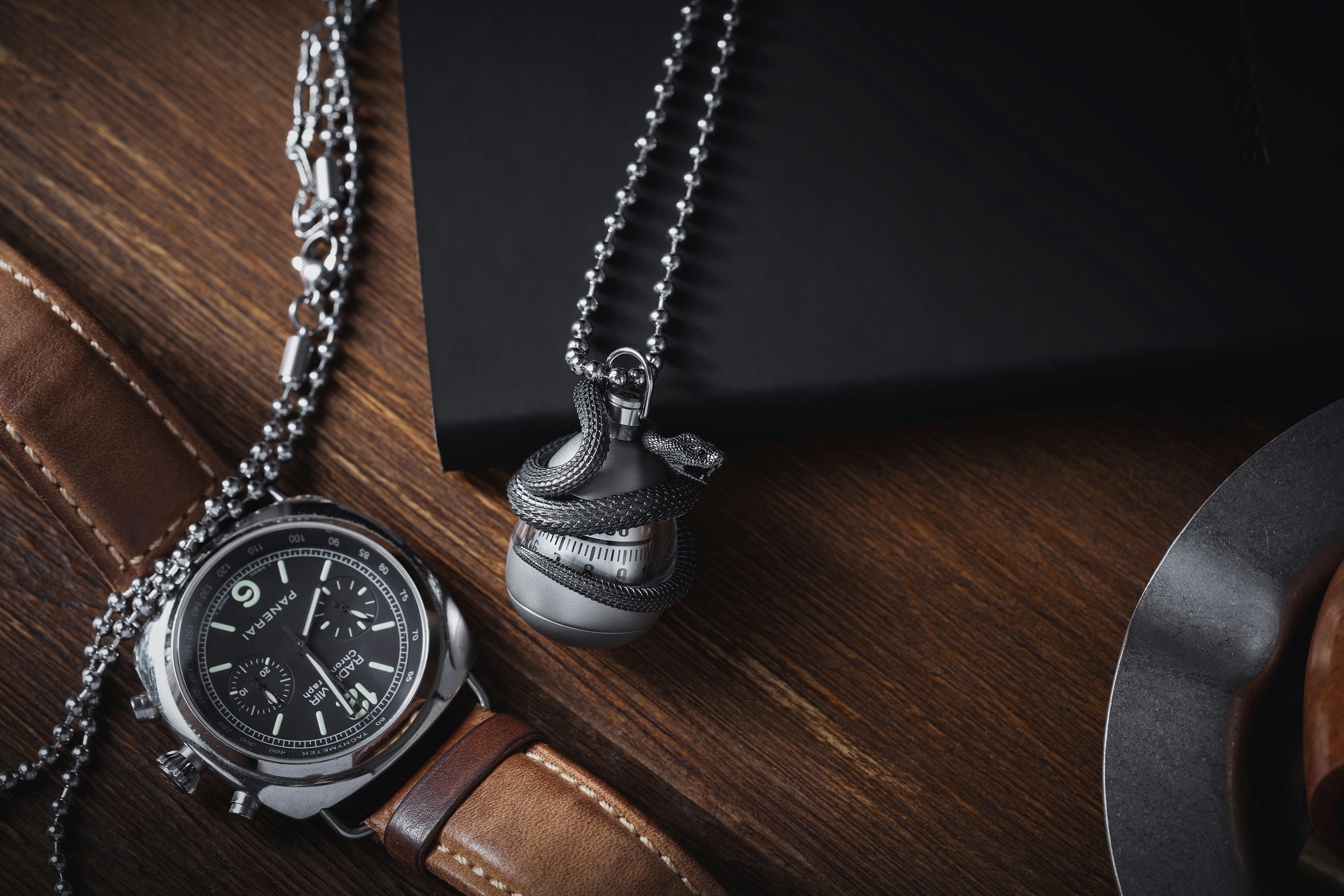 Elegant Jewelry & Watches