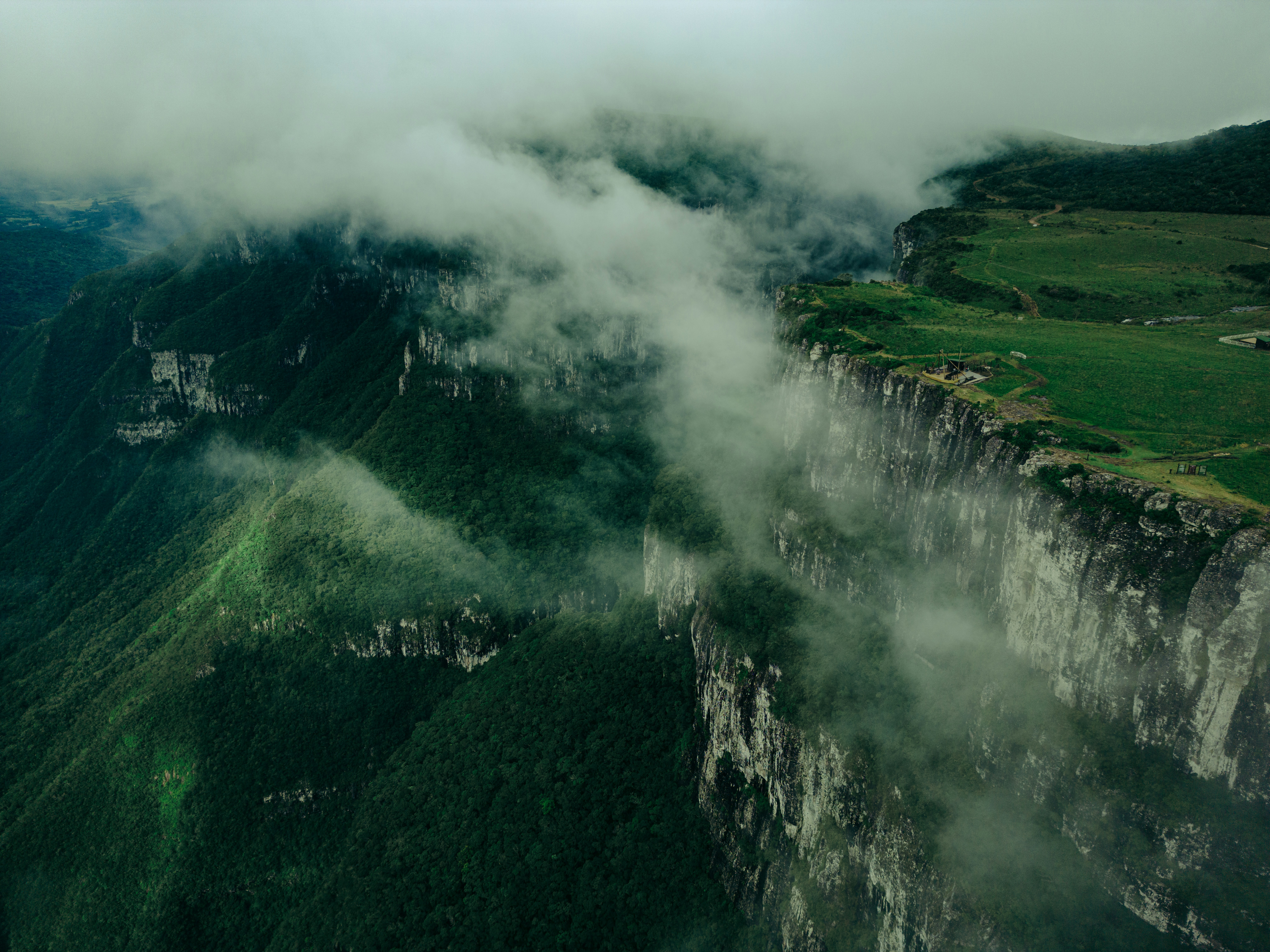 Photo by gabrieluizramos