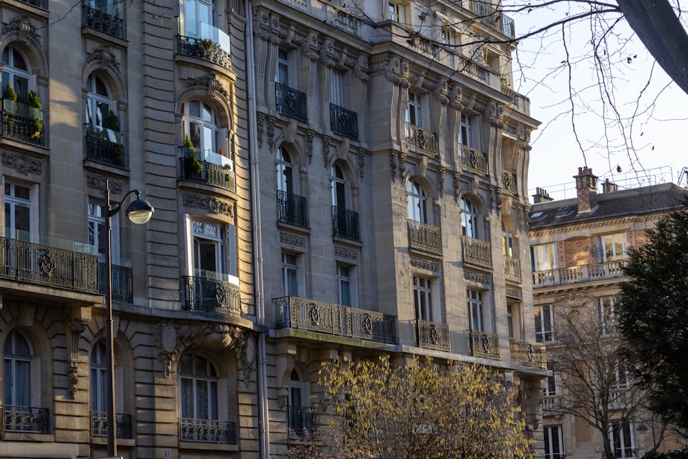 a large building with many windows and balconies