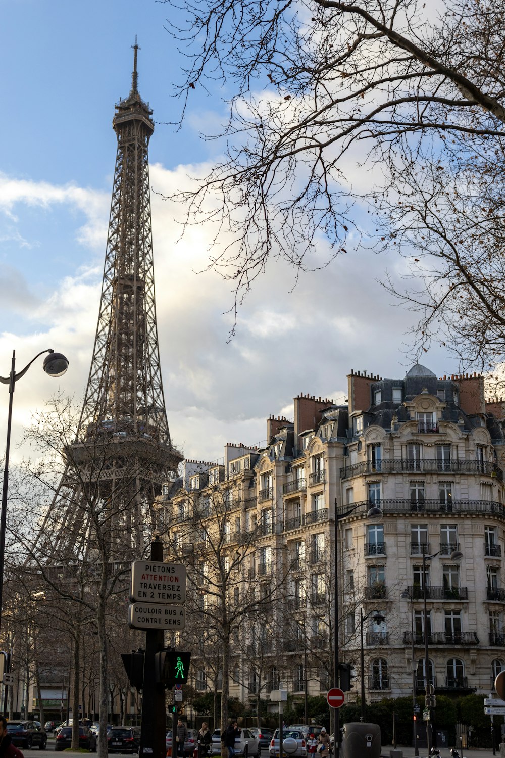 the eiffel tower towering over the city of paris