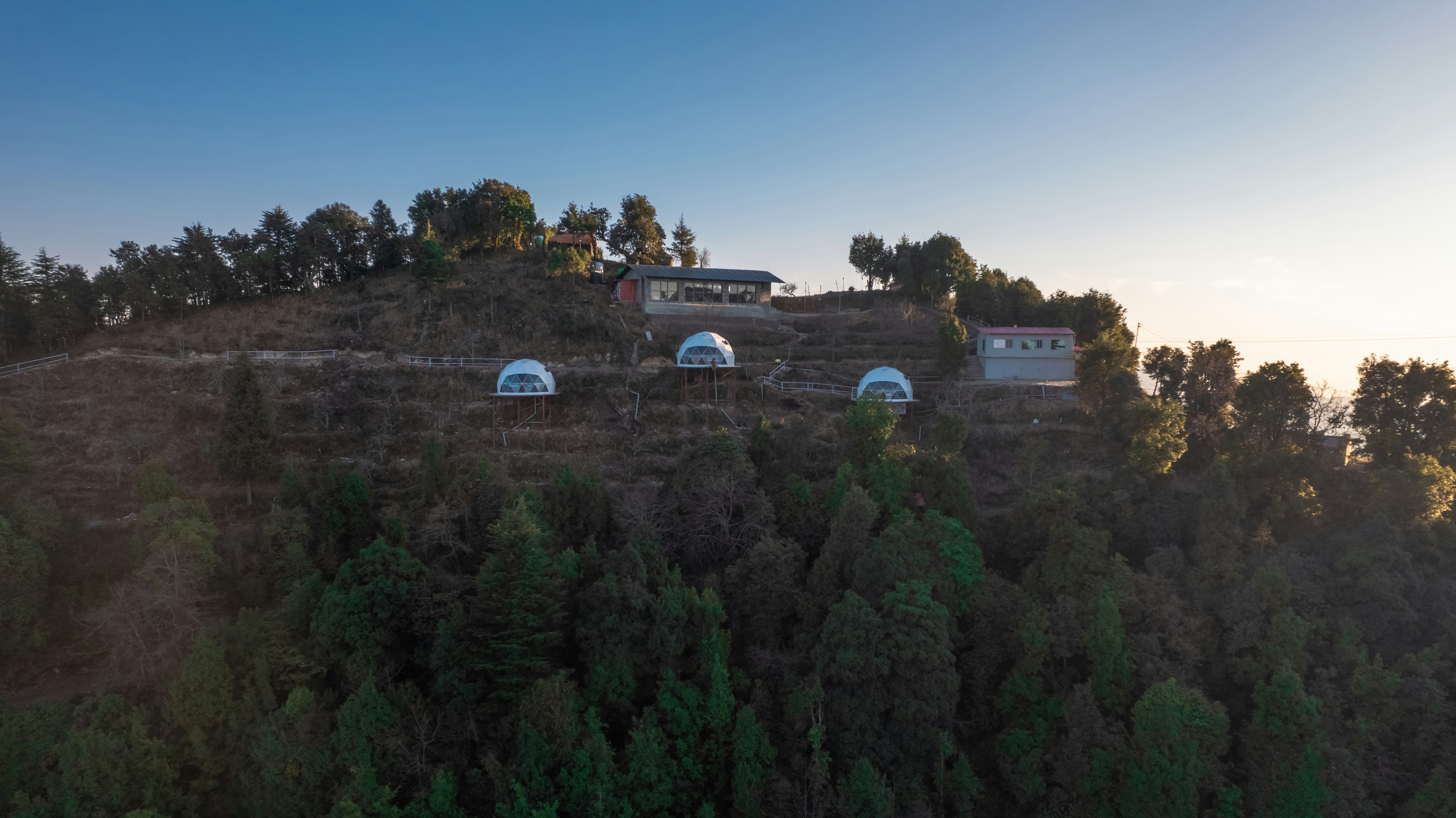 How to Book Your Hilltop Retreat Collection Venue?