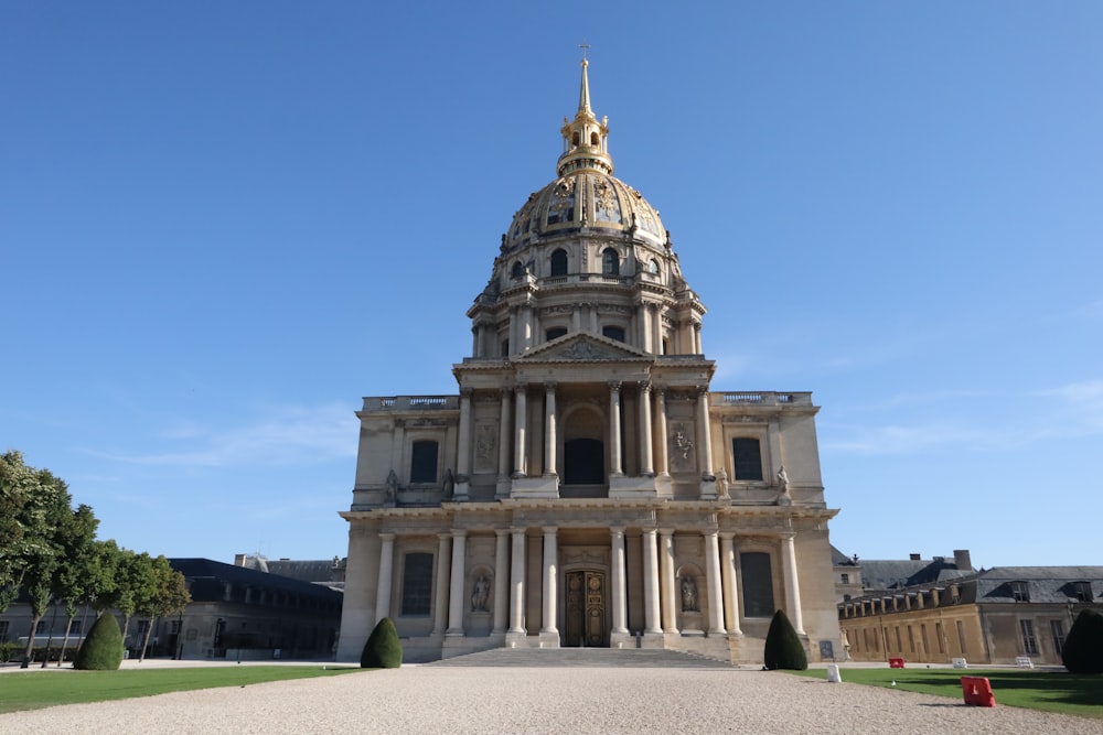 a large building with a tower on top of it