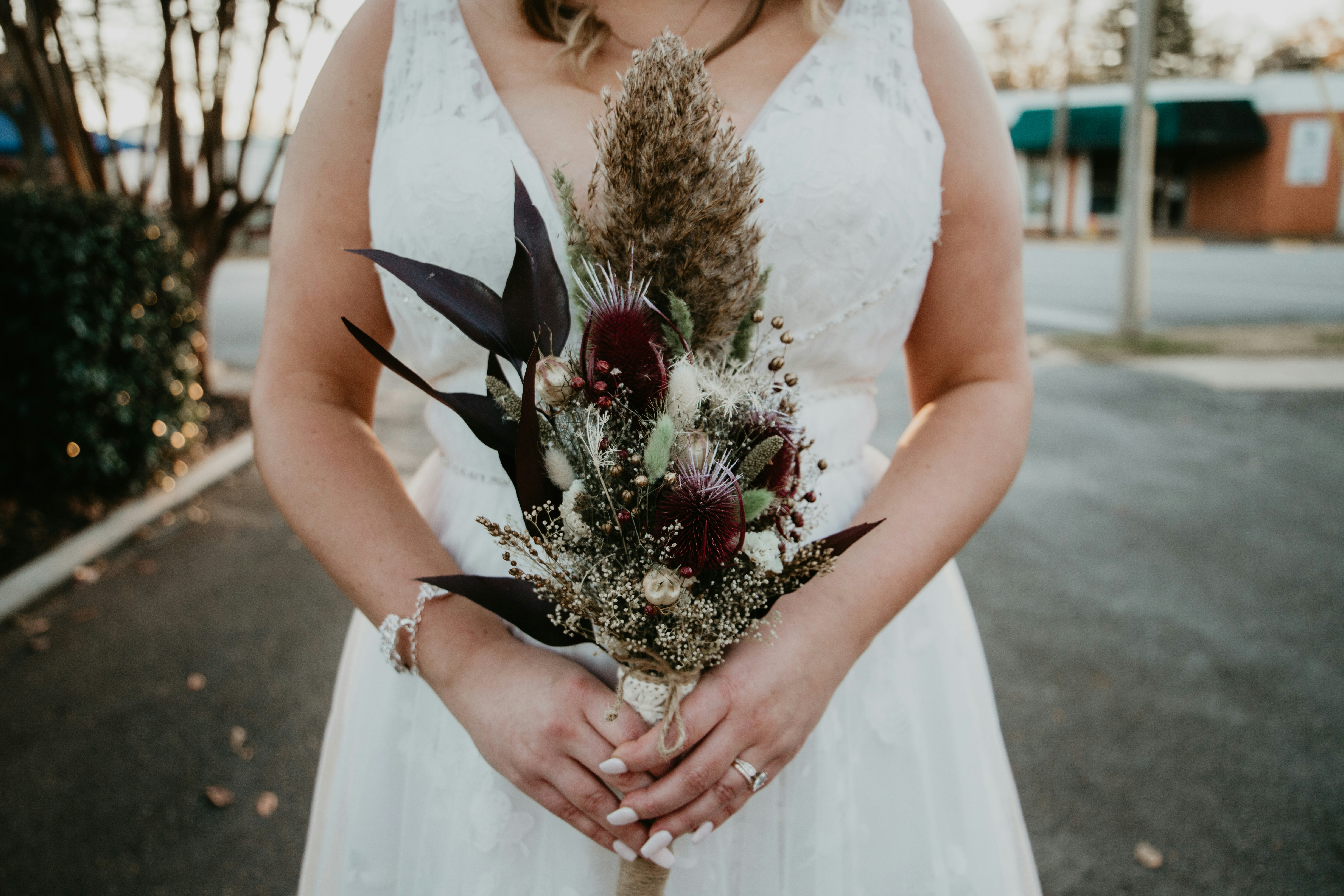 Bild zu: Nachhaltig heiraten & Geld sparen: Euer grünes Hochzeitsbudget 2026