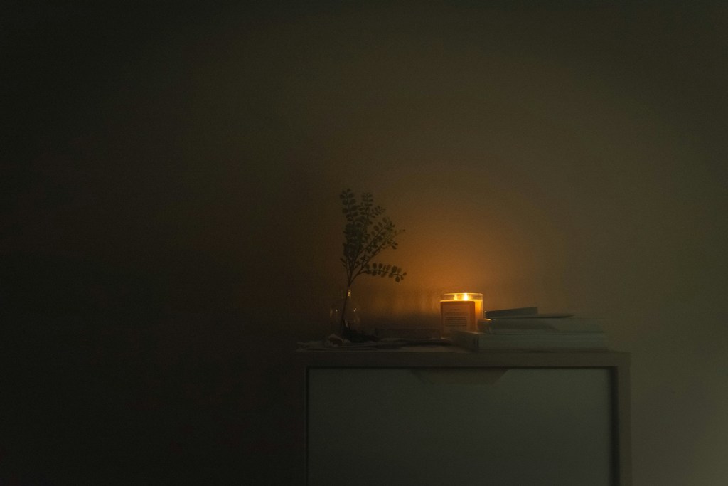 Psychological Noir Candle