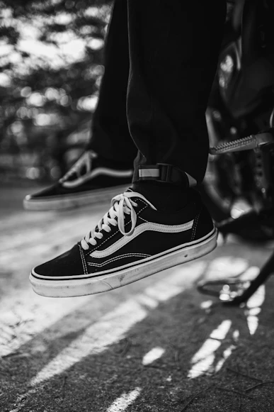 Vans Old Skool Black White
