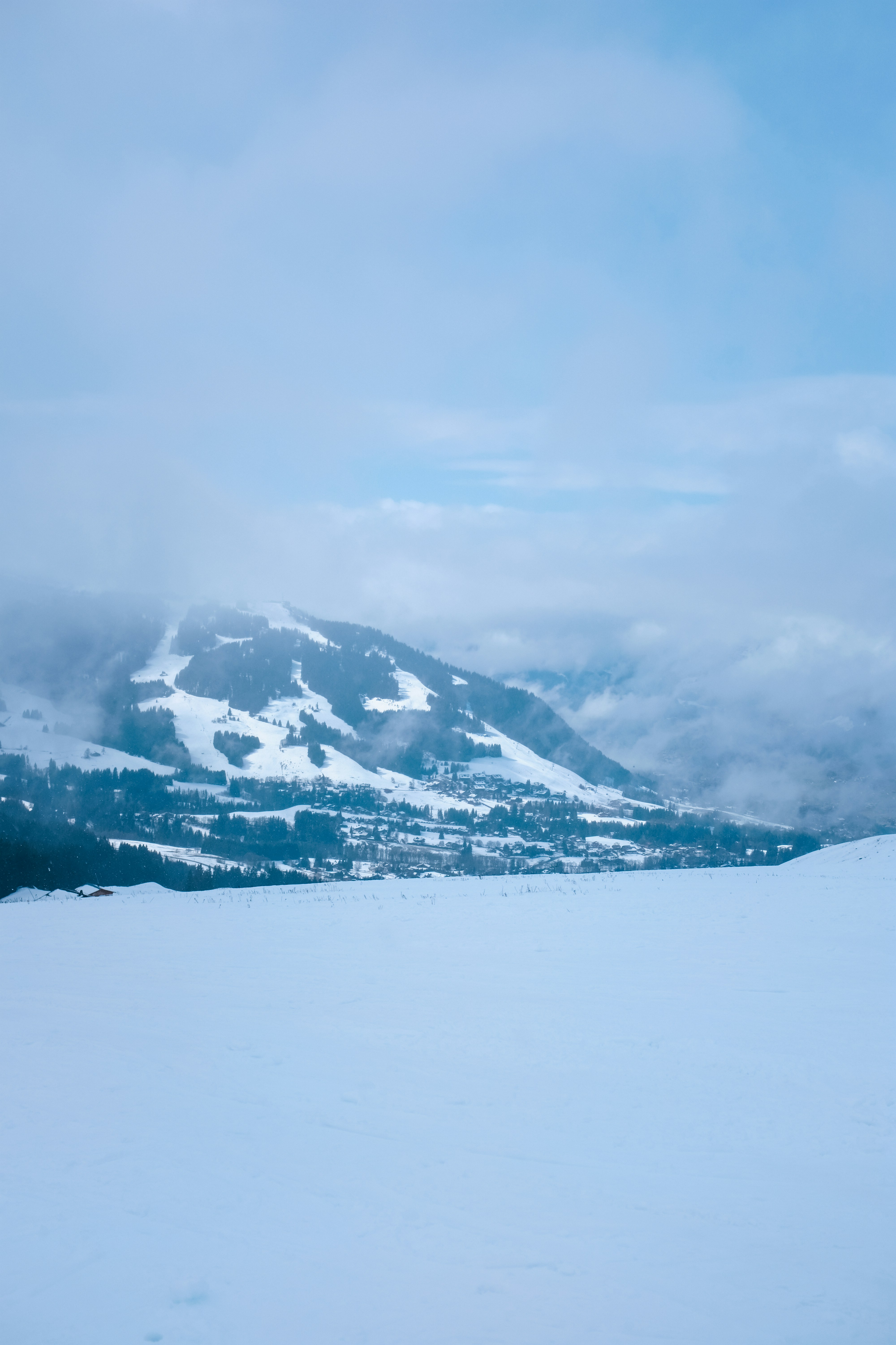 Photo by adrienolichon