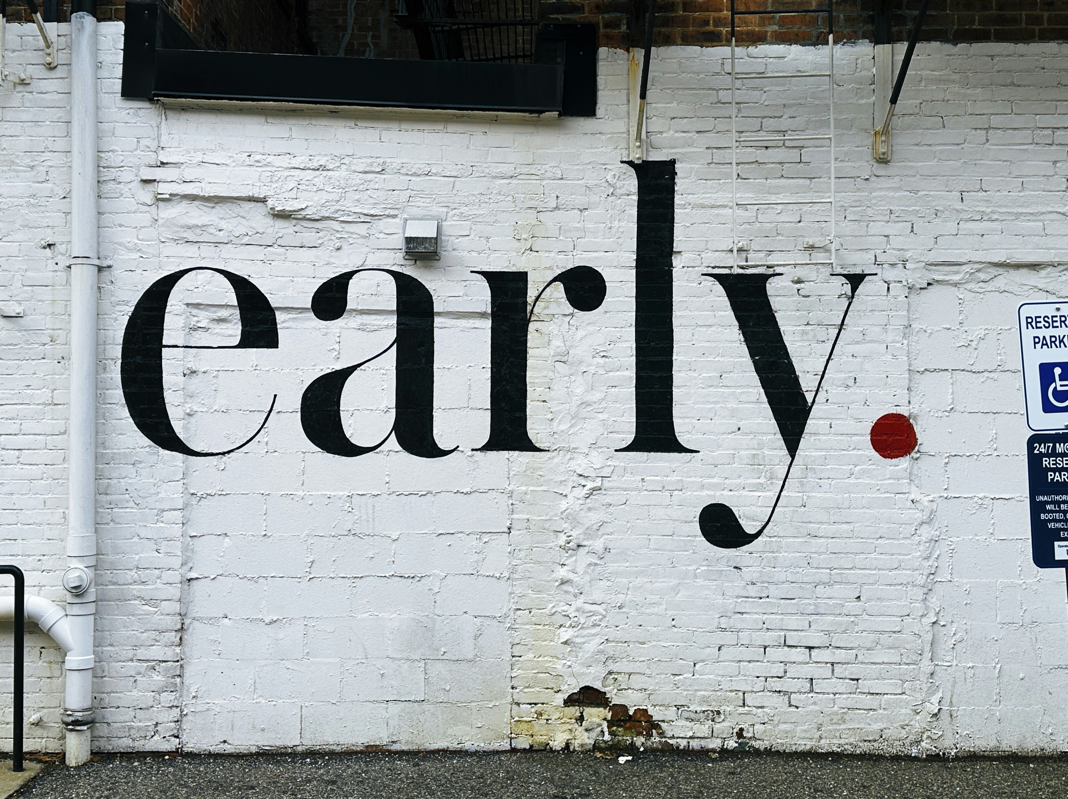 Luxury wall typography