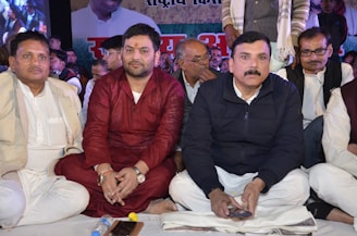 Photo of Vijay Shanker Singh discussing campaign strategies with his team in the Patna office.