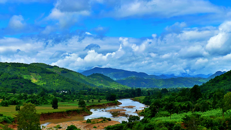 Best Pubs in Vaishali: Where Locals Actually Drink