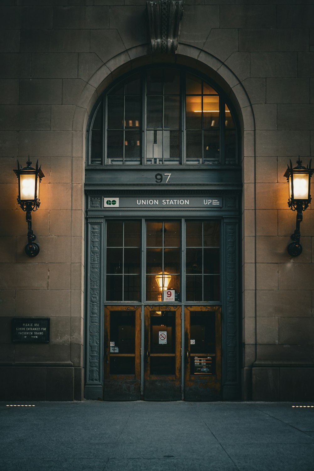 the entrance to union station in new york city