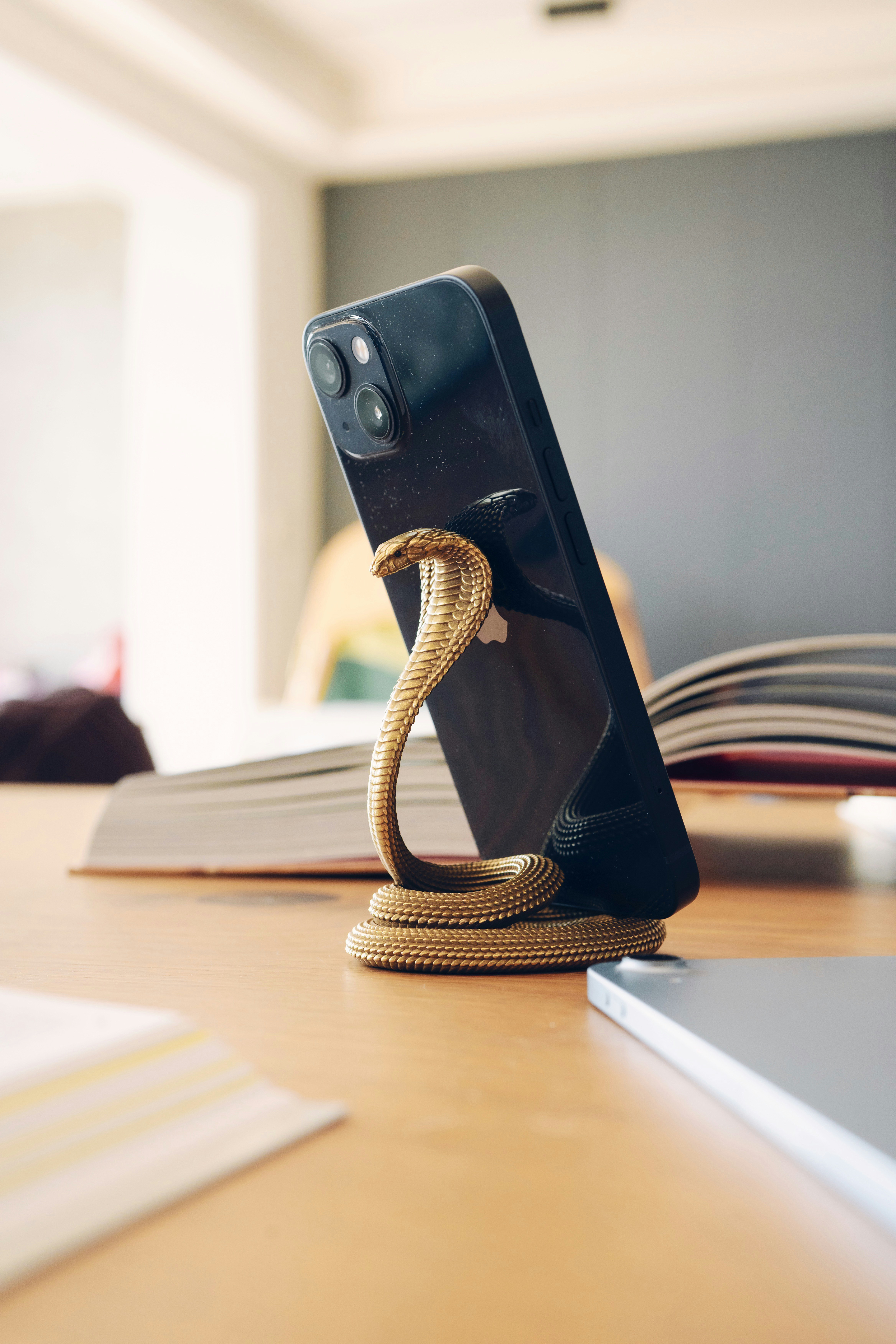 Foldable Phone Stand