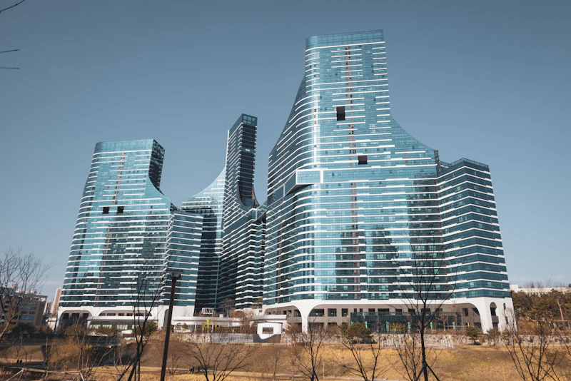 District heating and building heat loss