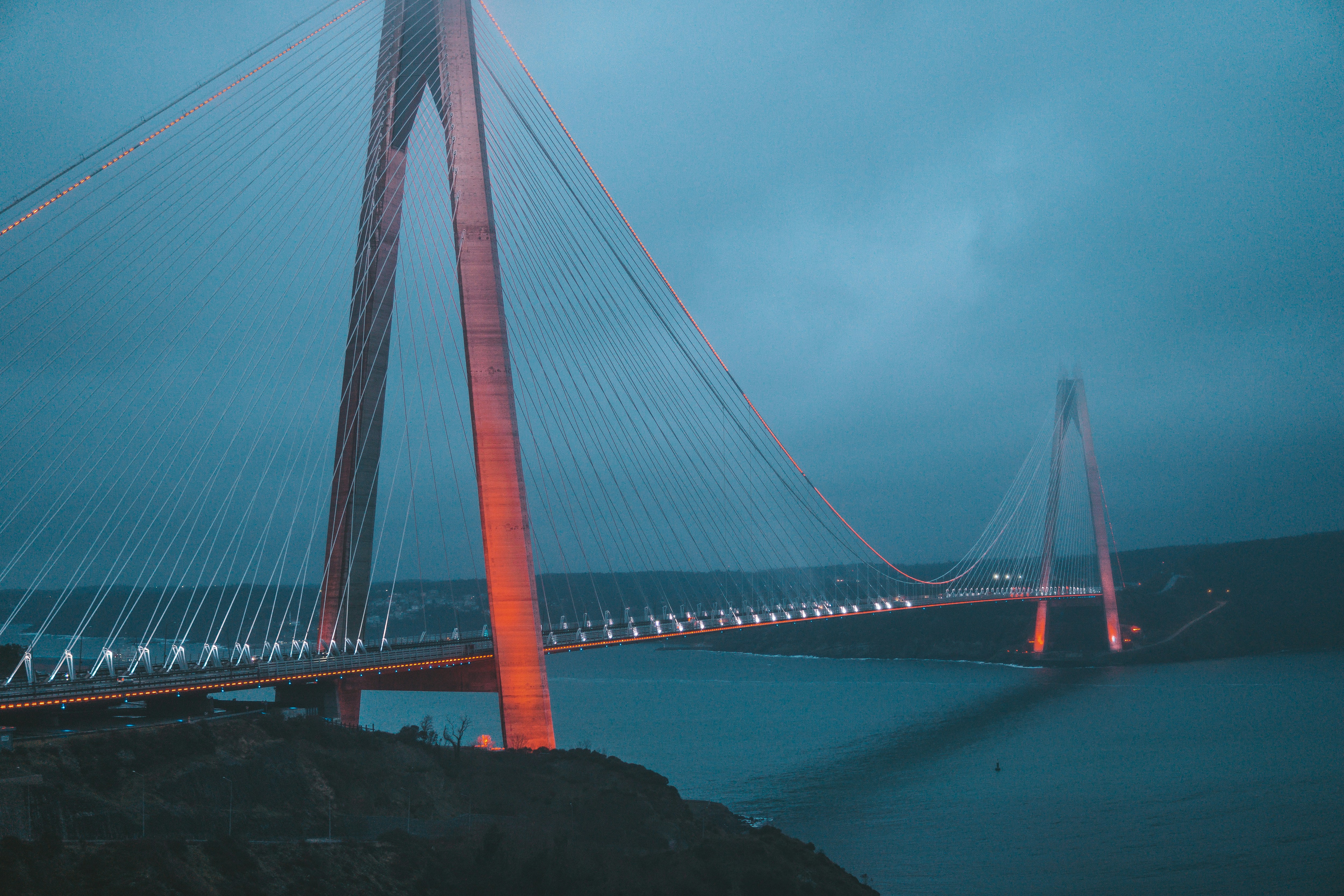 Photo by mertkahveci