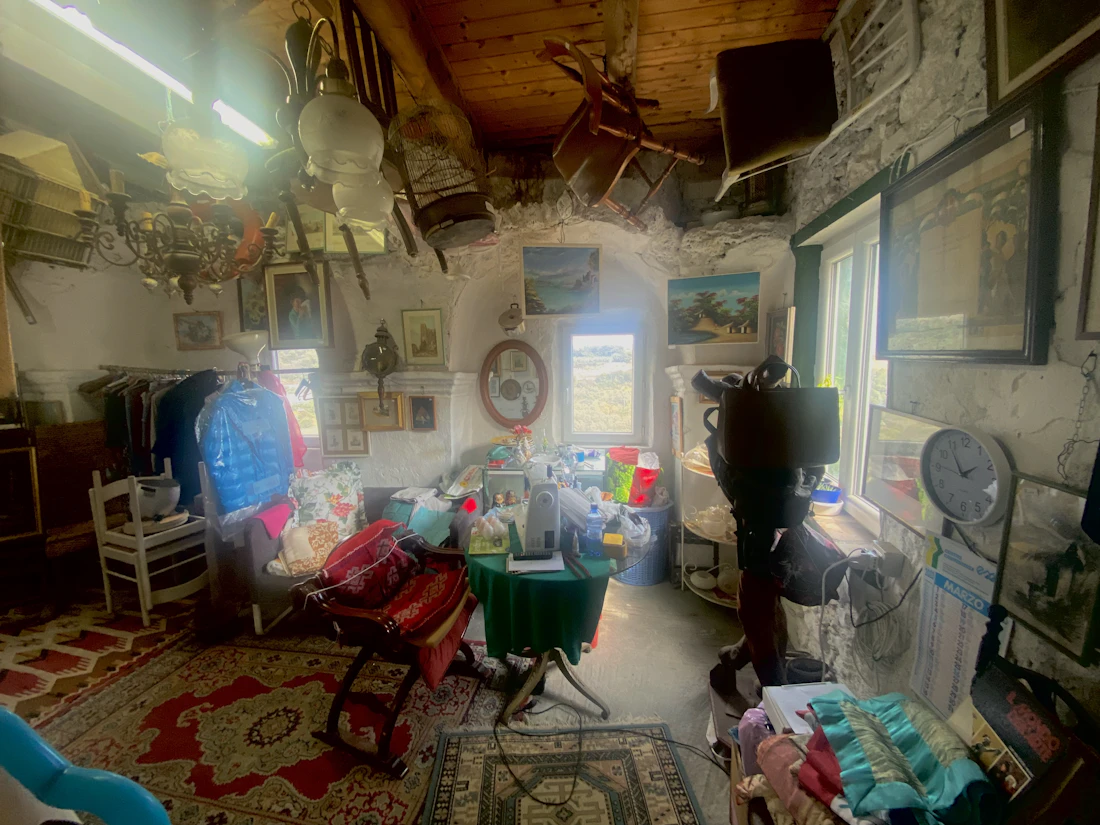 Living area before home cleaning example
