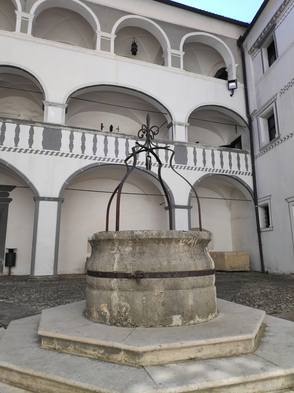 a water fountain in front of a building