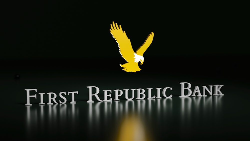 Das Logo der First Republic Bank spiegelt sich im Wasser