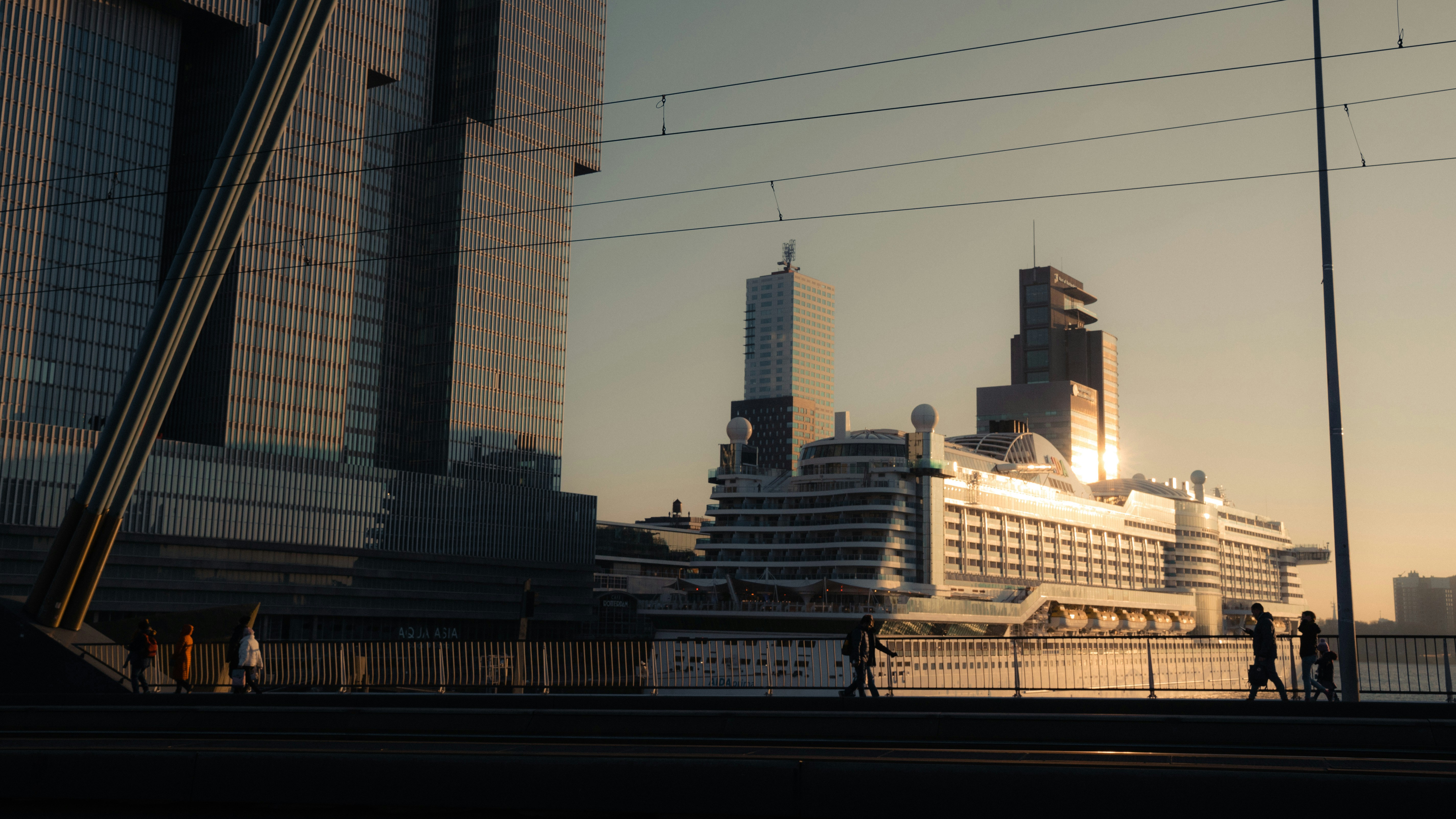 Amsterdam vs Rotterdam: Saving EUR 500/Month by Moving 60km