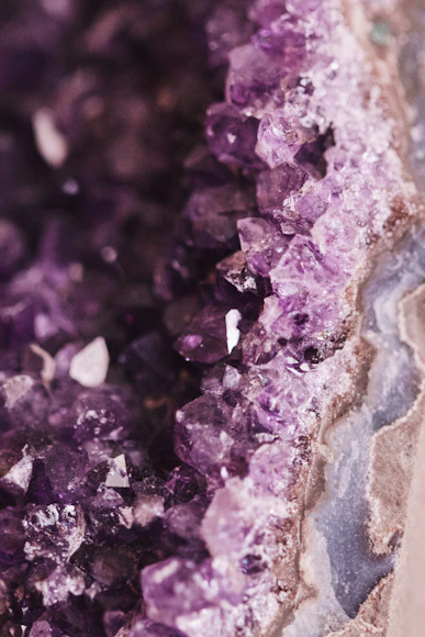 Amethyst crystal formation