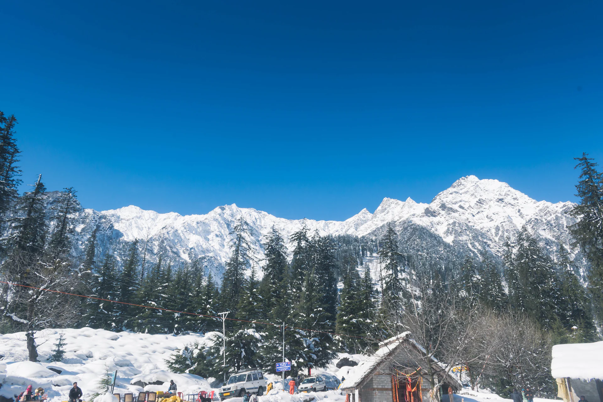Snow slopes in the Solang valley near Manali