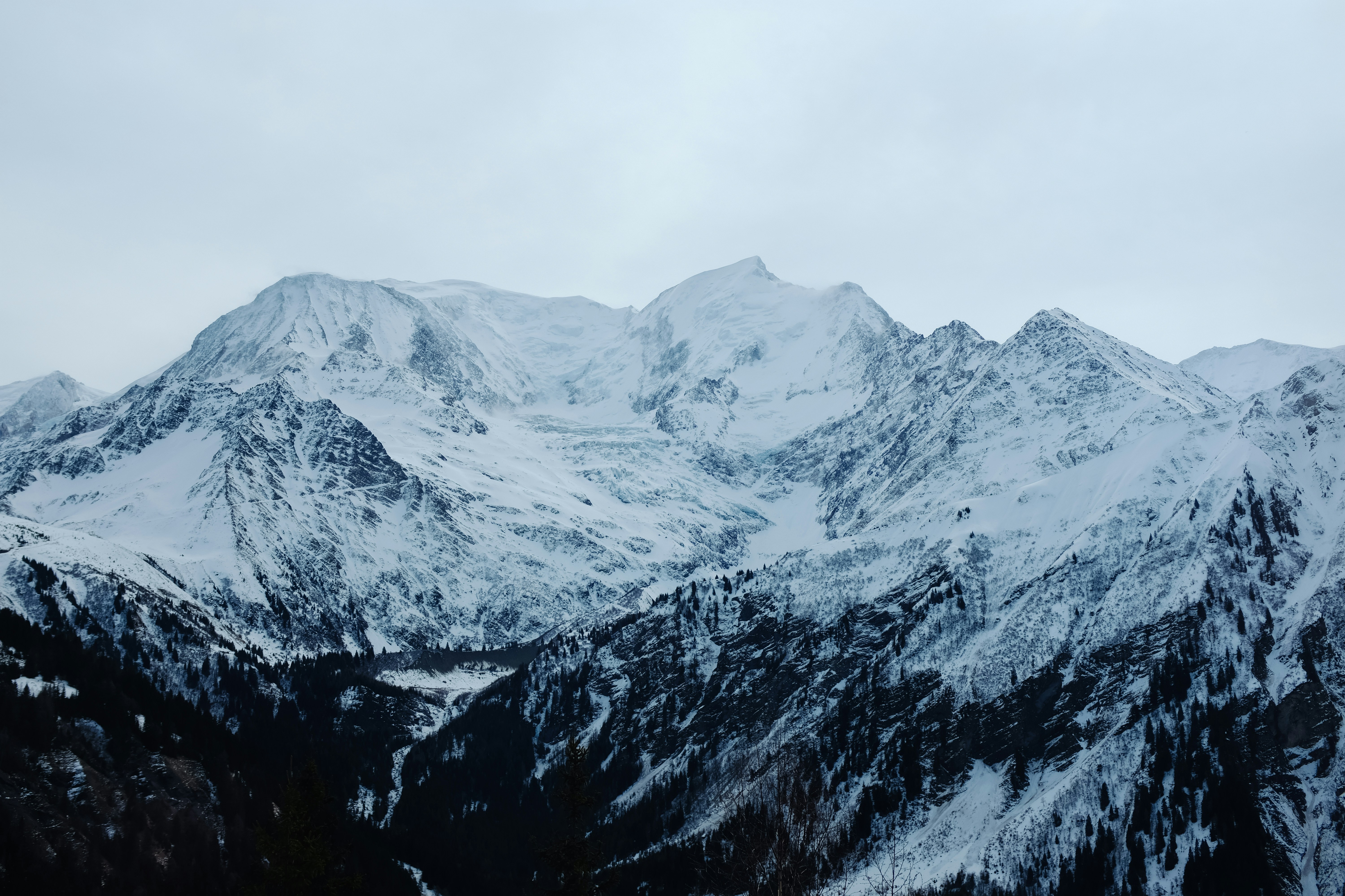 Photo by adrienolichon