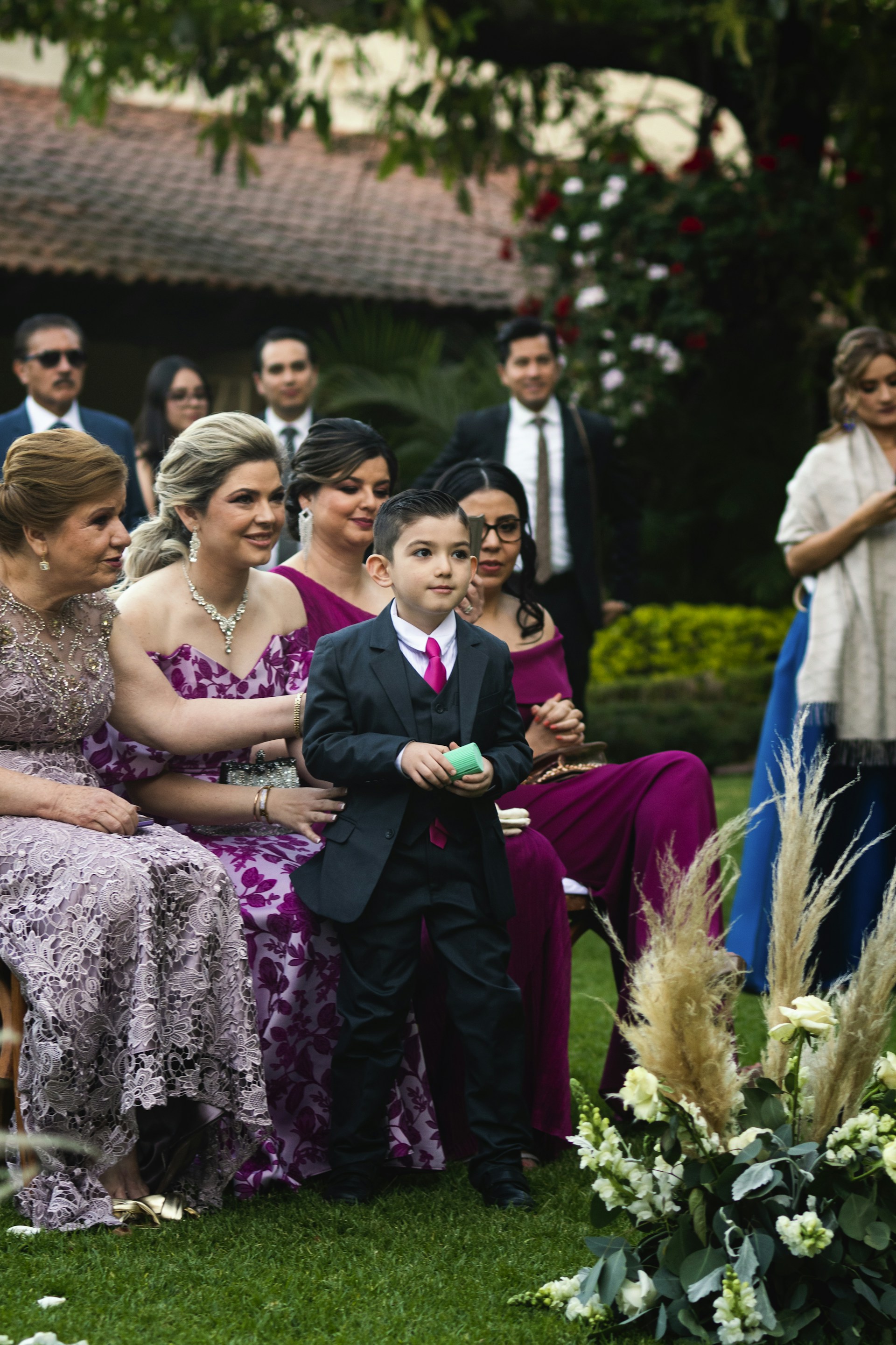 gray computer monitor