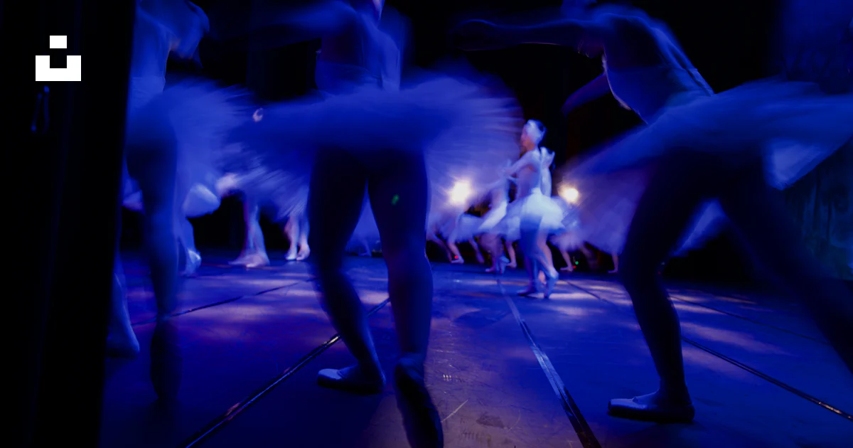 Group Performance Images A group of dancers performing on a stage photo – Free Group performance ...