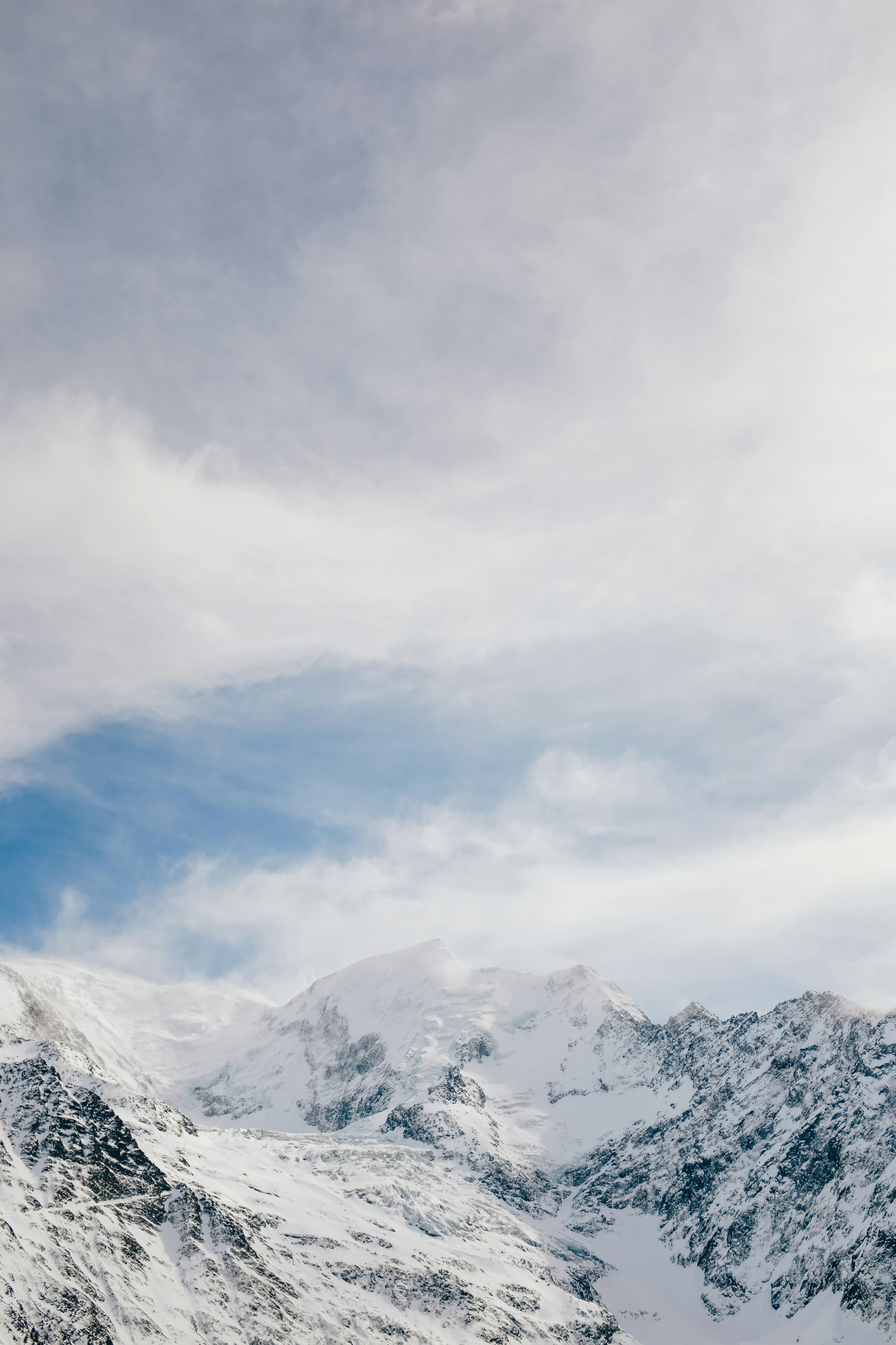 Photo by adrienolichon